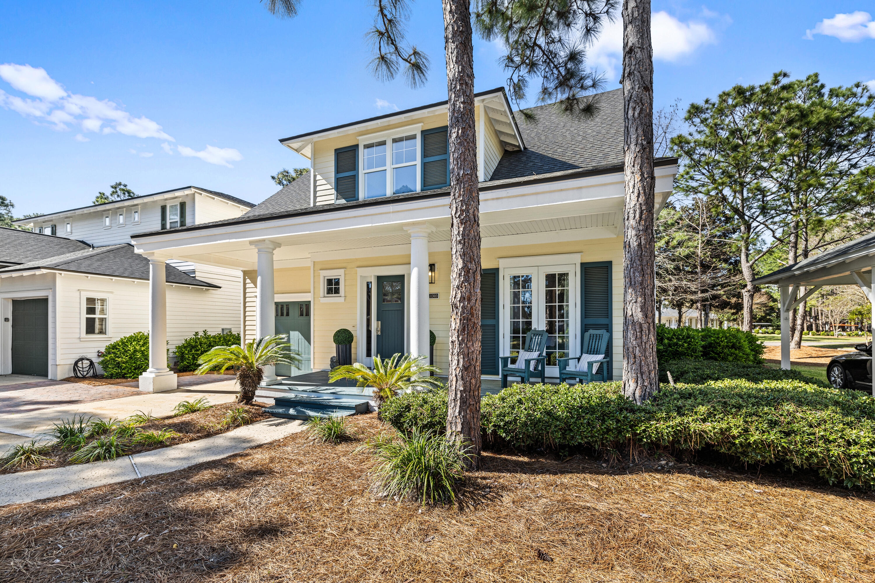 LAUREL GROVE - Residential