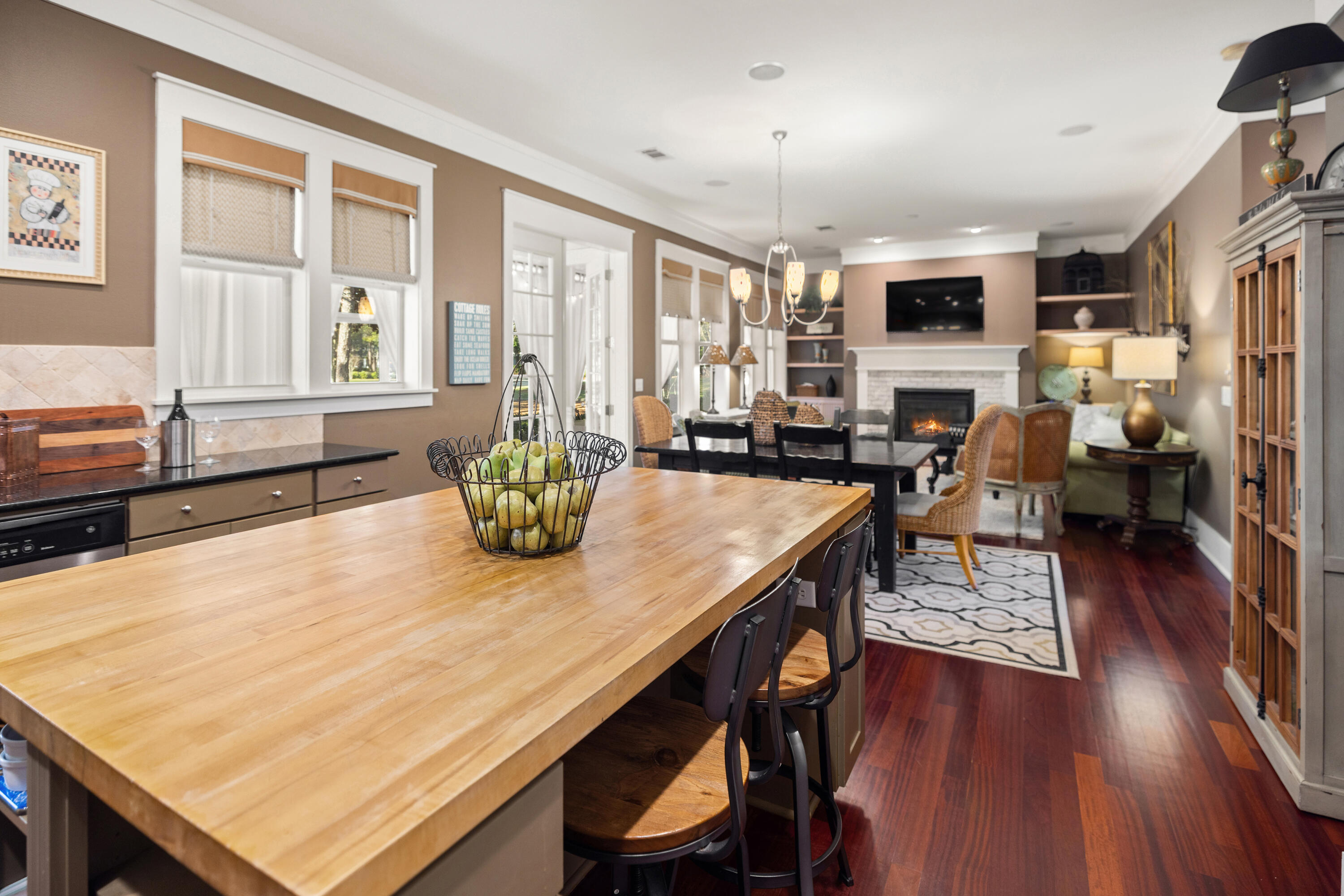 LAUREL GROVE - Residential