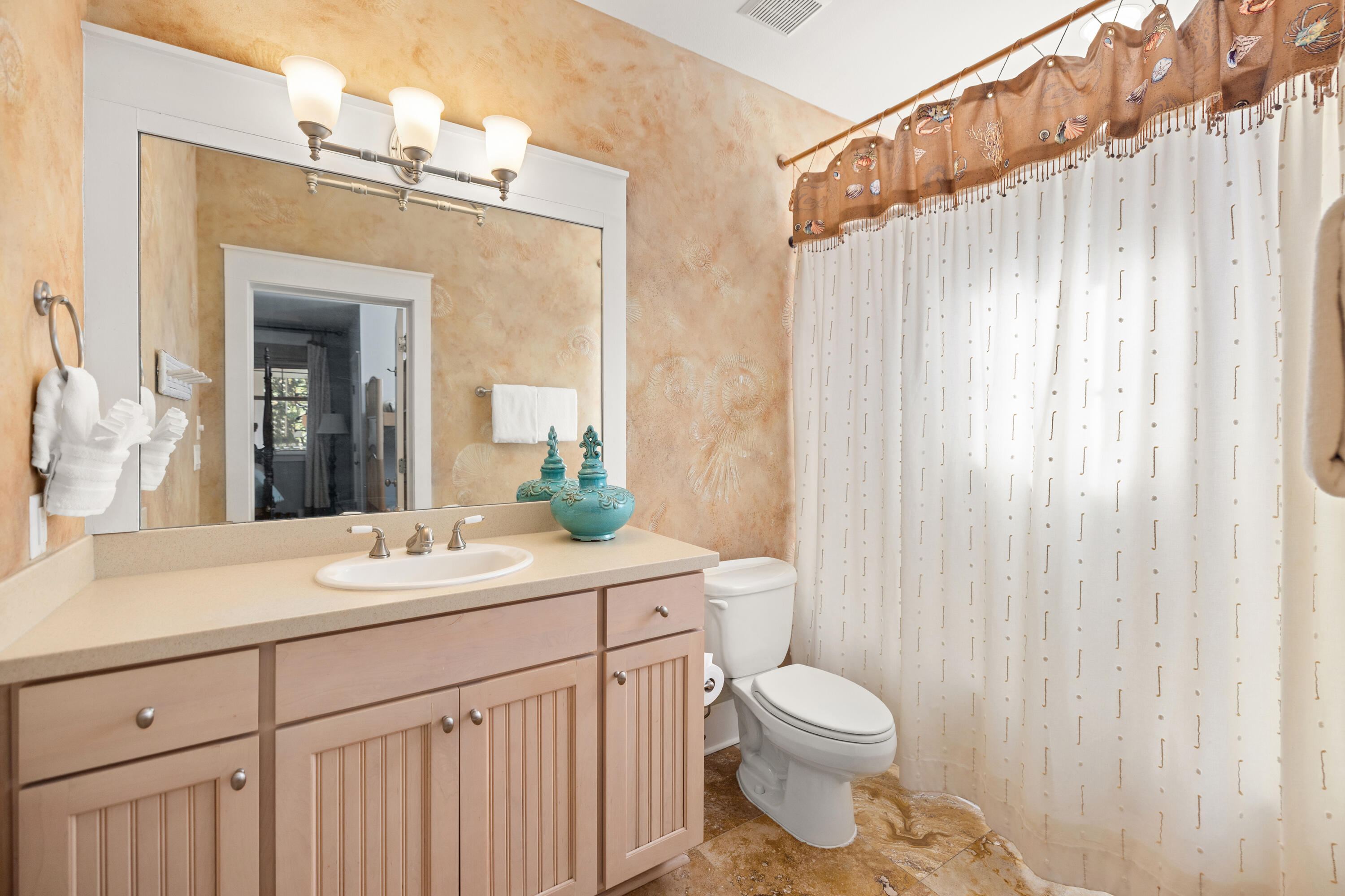 LAUREL GROVE - Residential