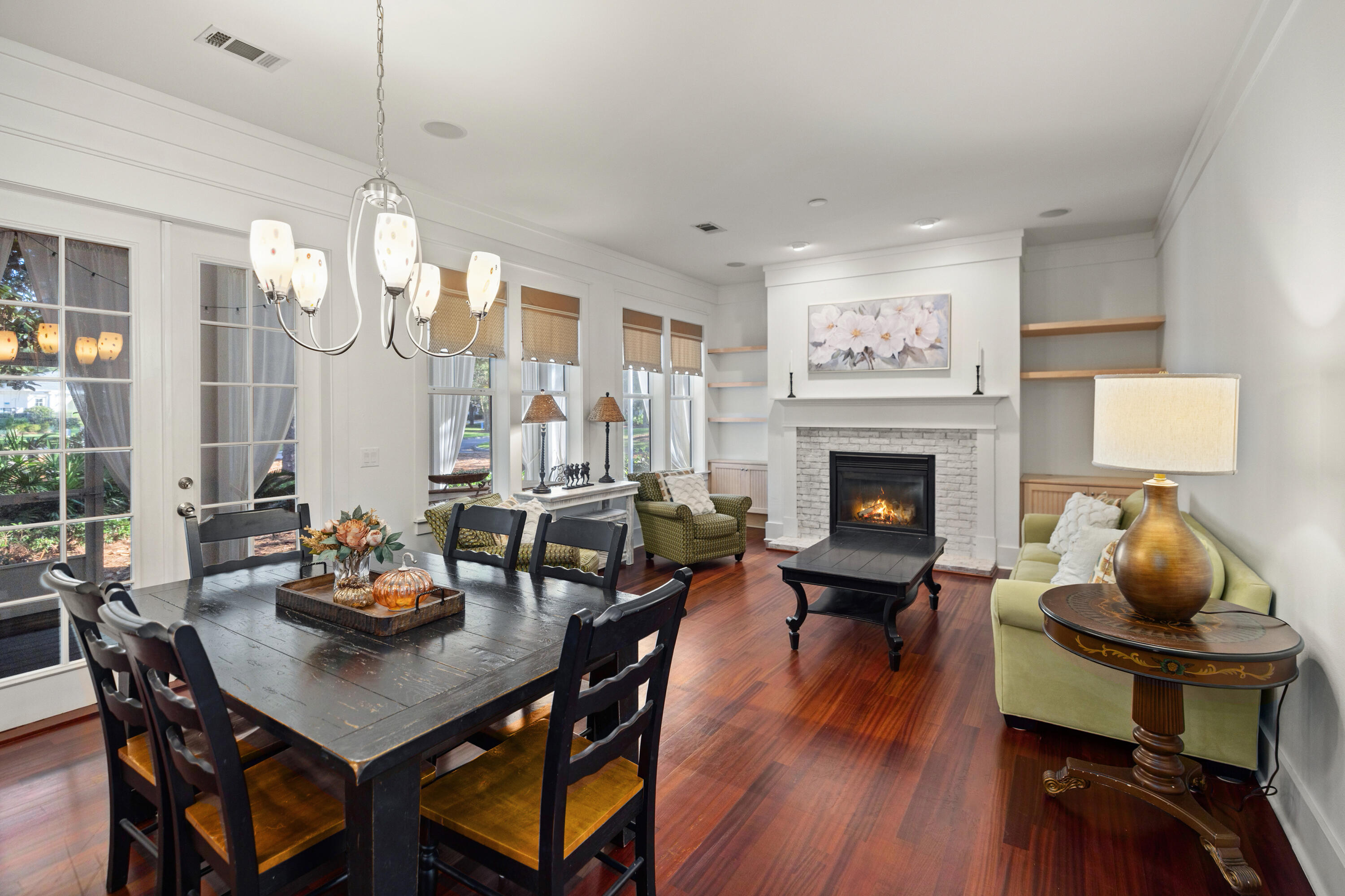 LAUREL GROVE - Residential