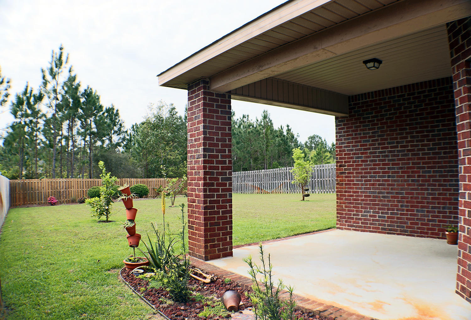 DRIFTWOOD ESTATES - Residential Lease