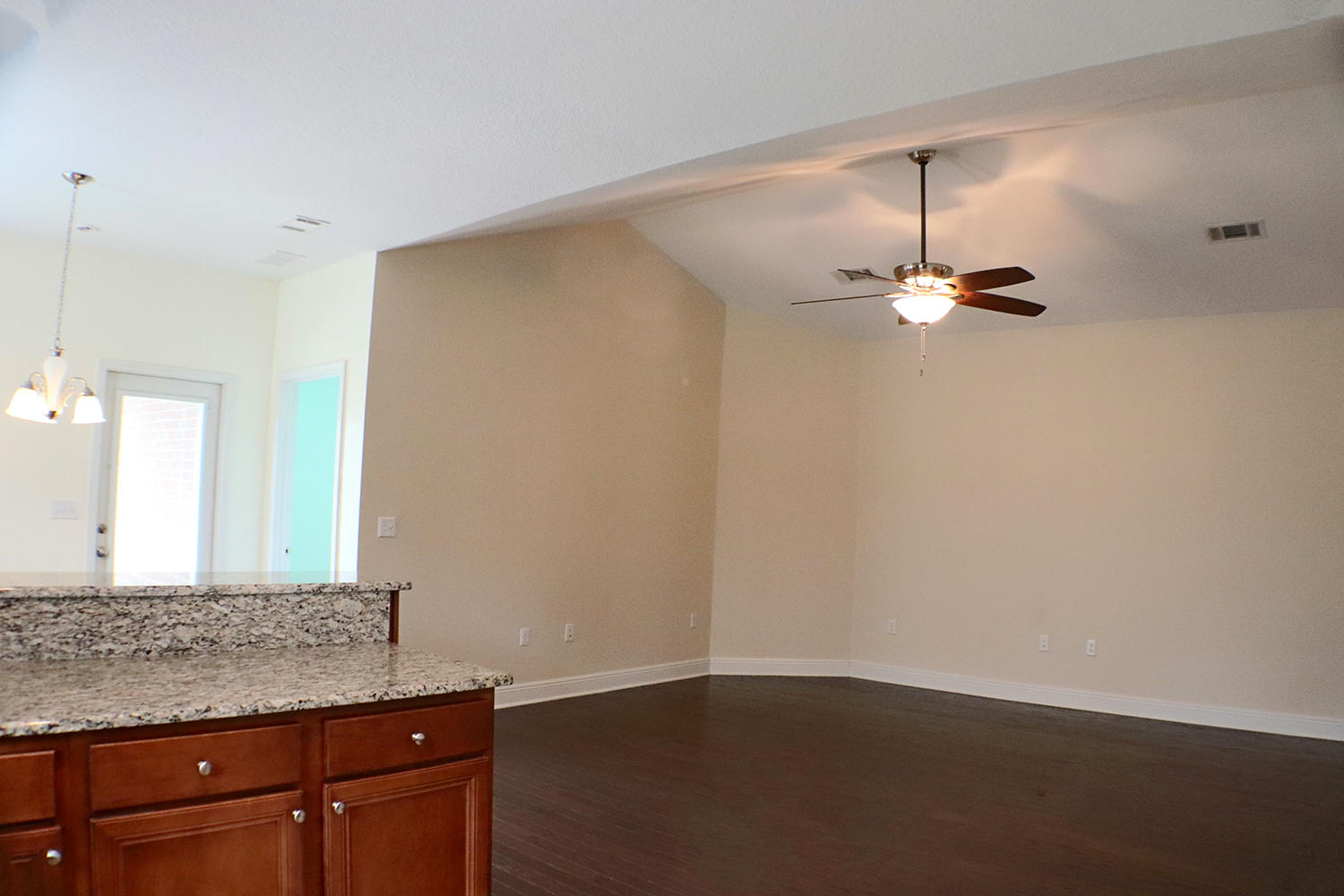 DRIFTWOOD ESTATES - Residential Lease