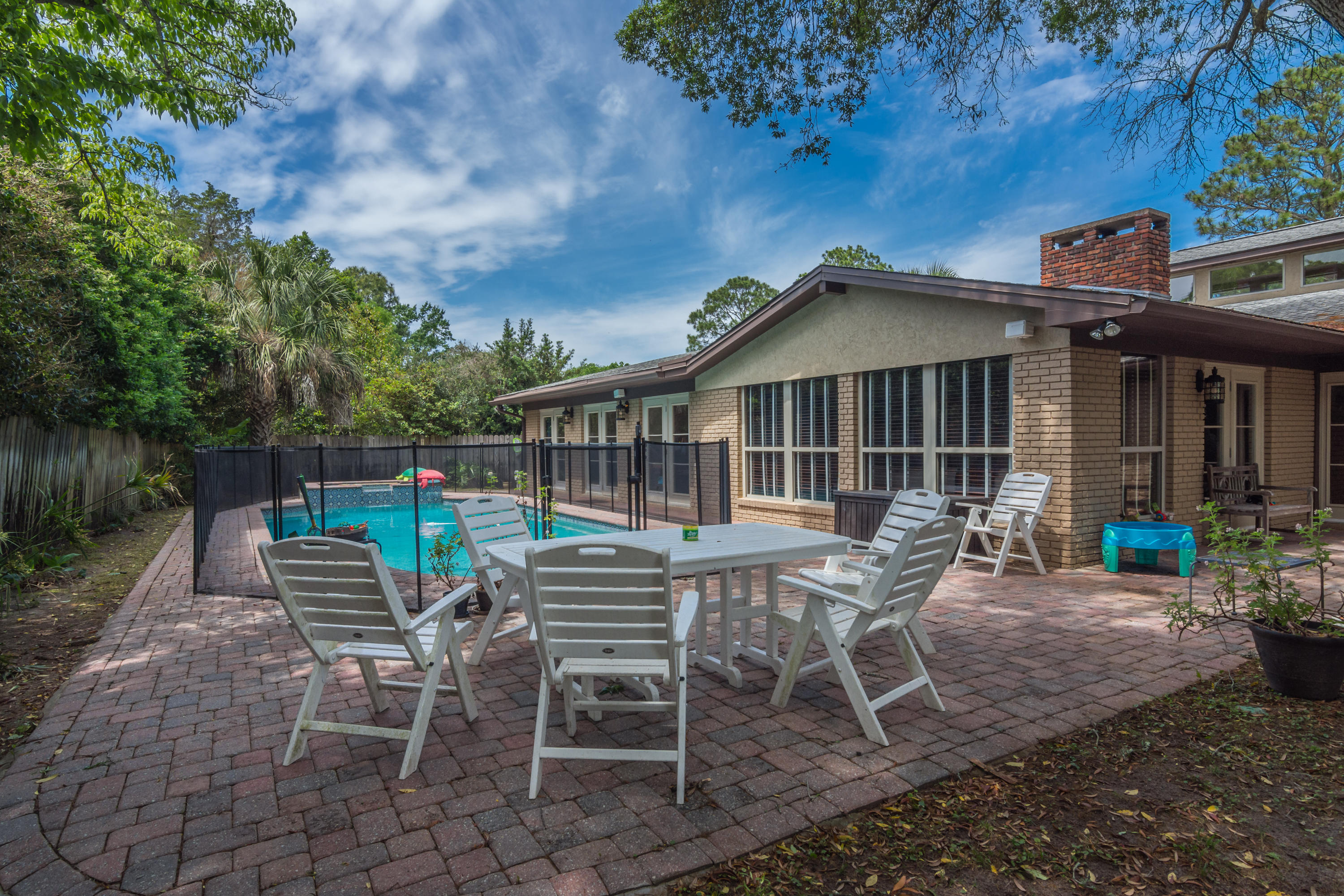 FOREST PLACE S/D - Residential