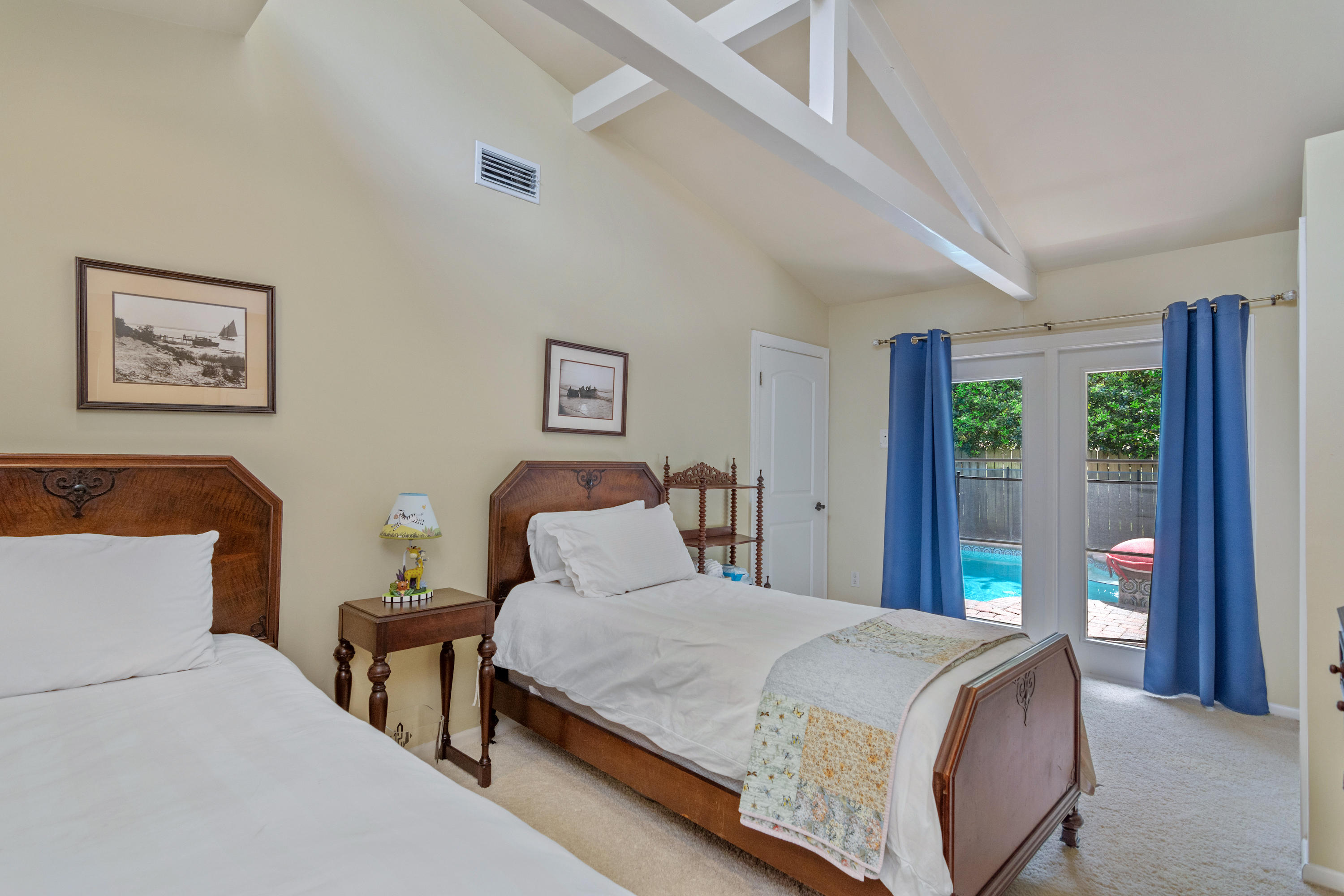 FOREST PLACE S/D - Residential