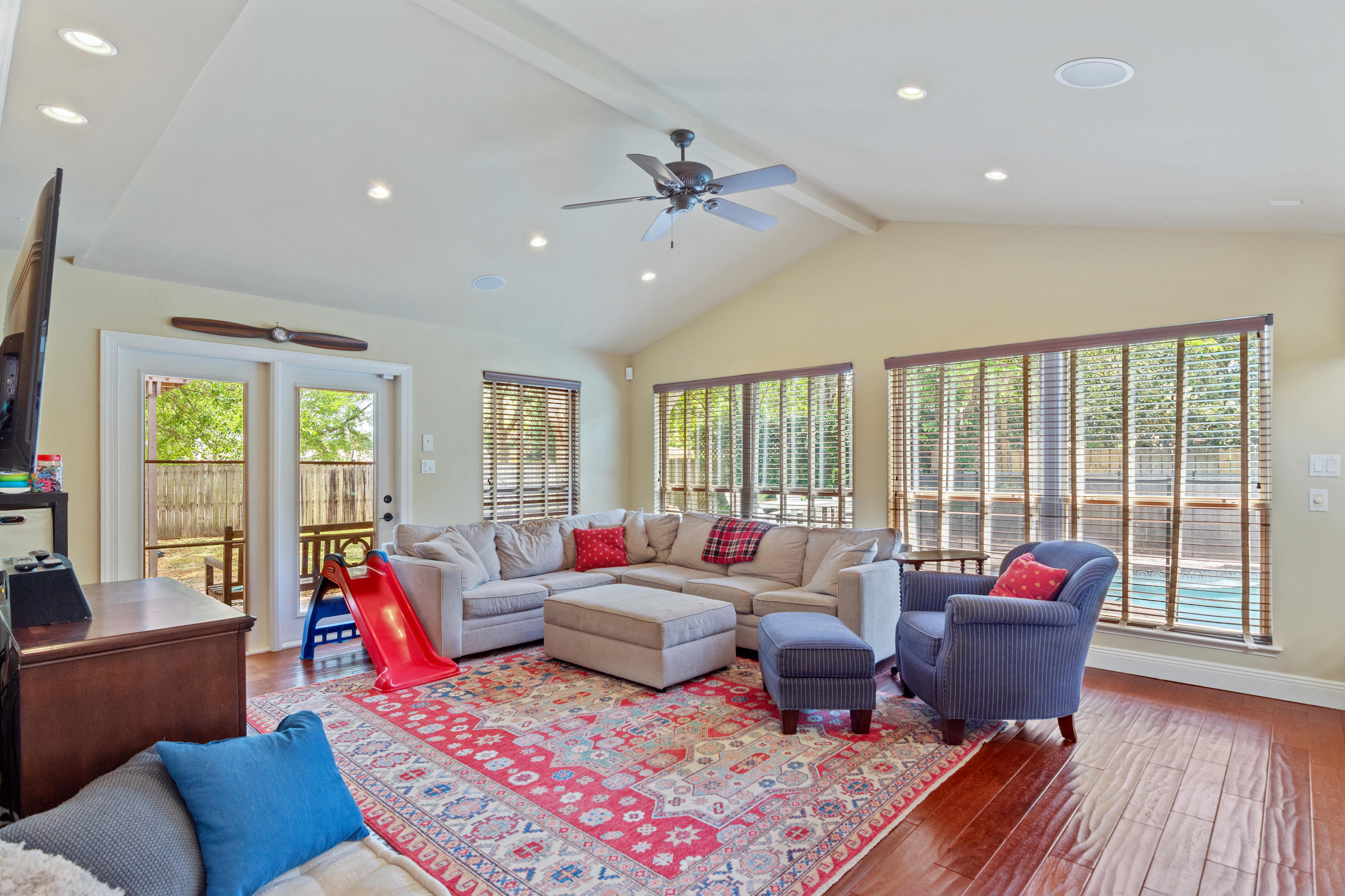 FOREST PLACE S/D - Residential