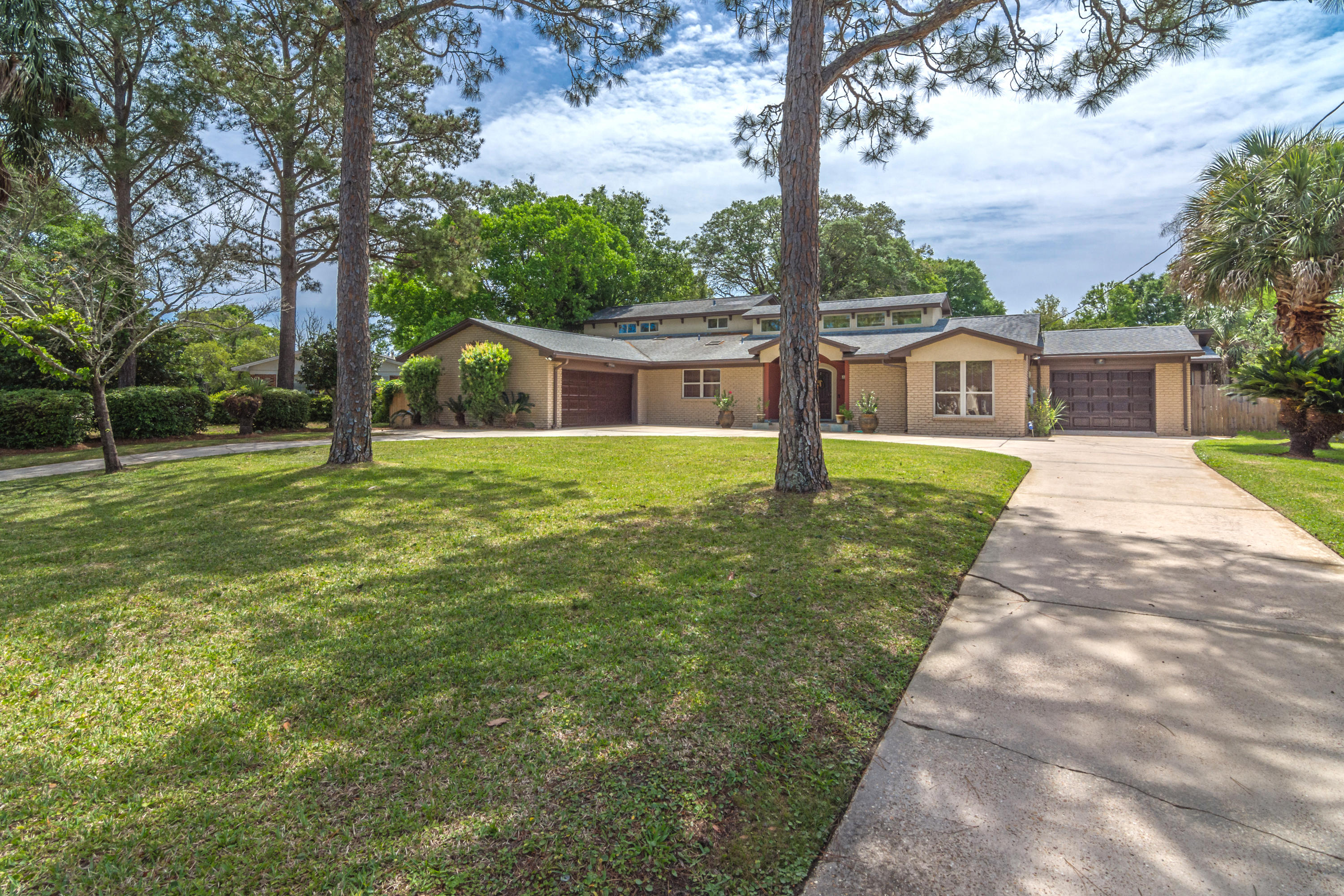 FOREST PLACE S/D - Residential