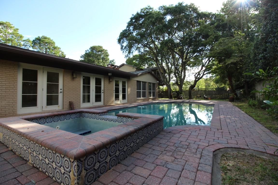 FOREST PLACE S/D - Residential