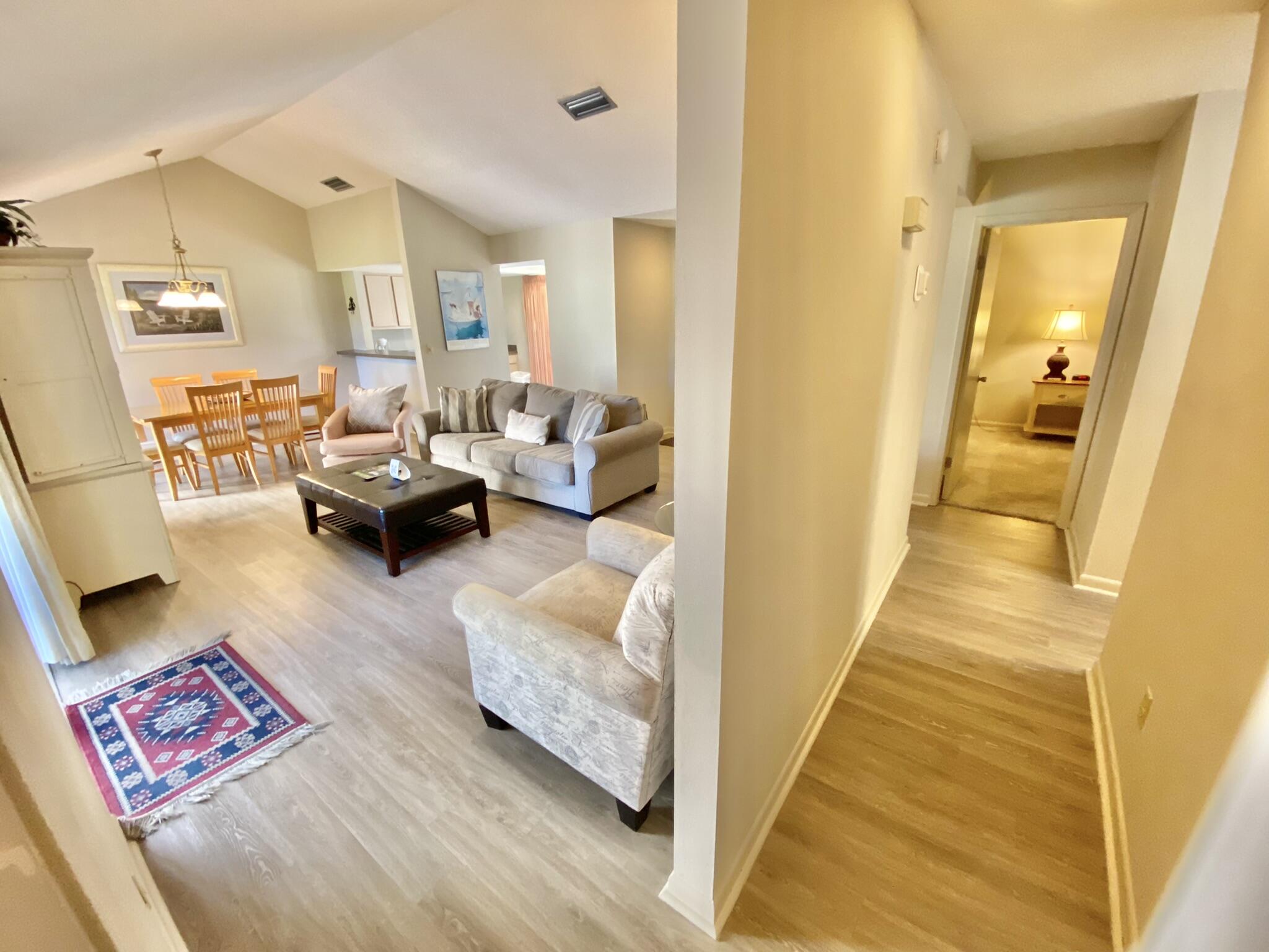 LINKSIDE VILLAGE UNIT 1 - Residential