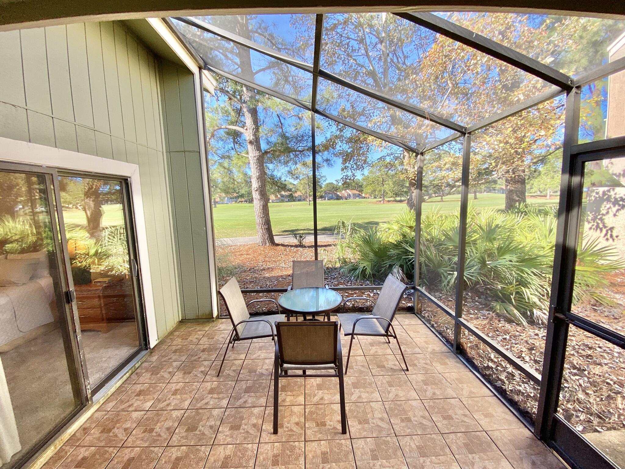 LINKSIDE VILLAGE UNIT 1 - Residential