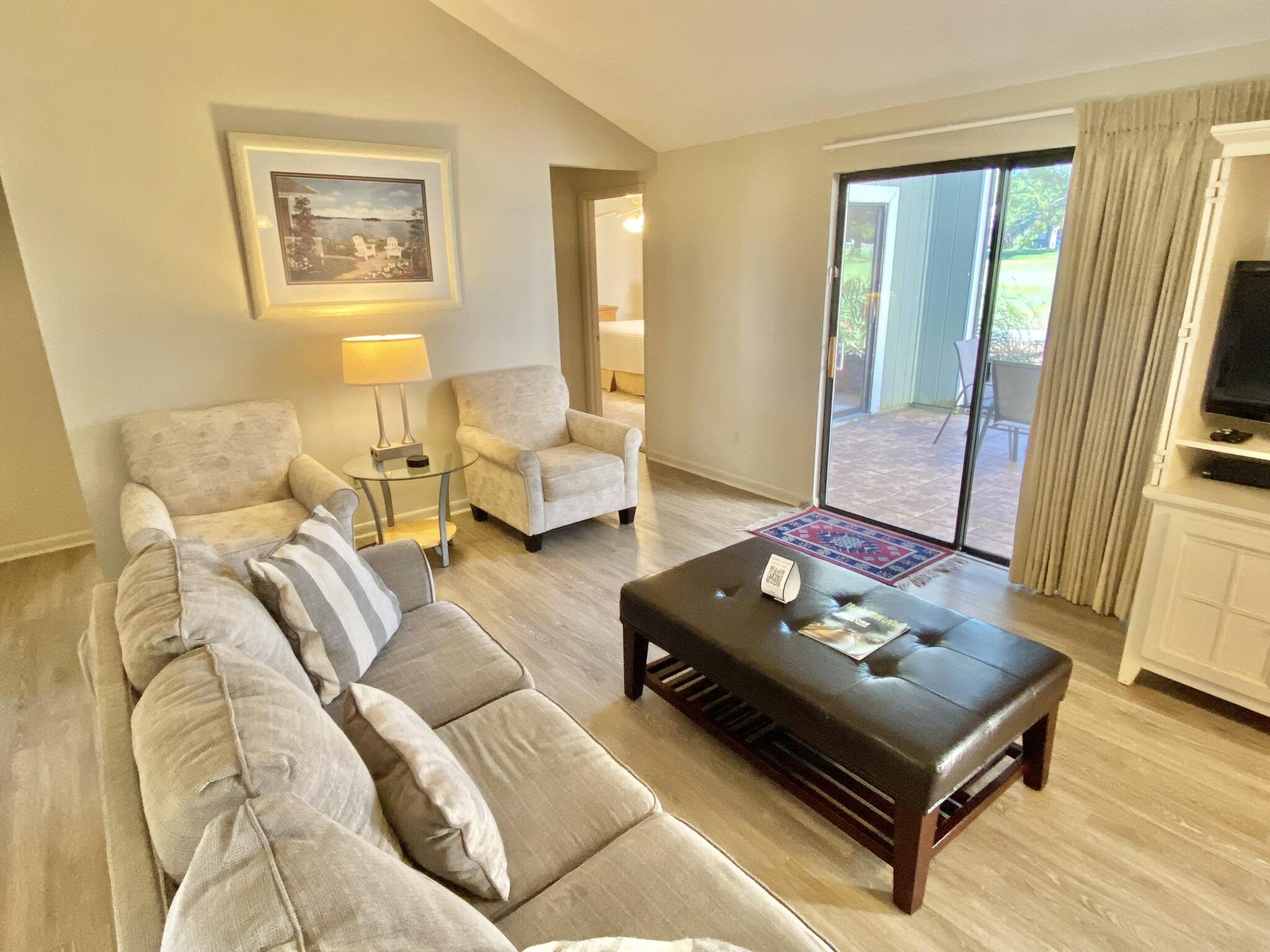 LINKSIDE VILLAGE UNIT 1 - Residential