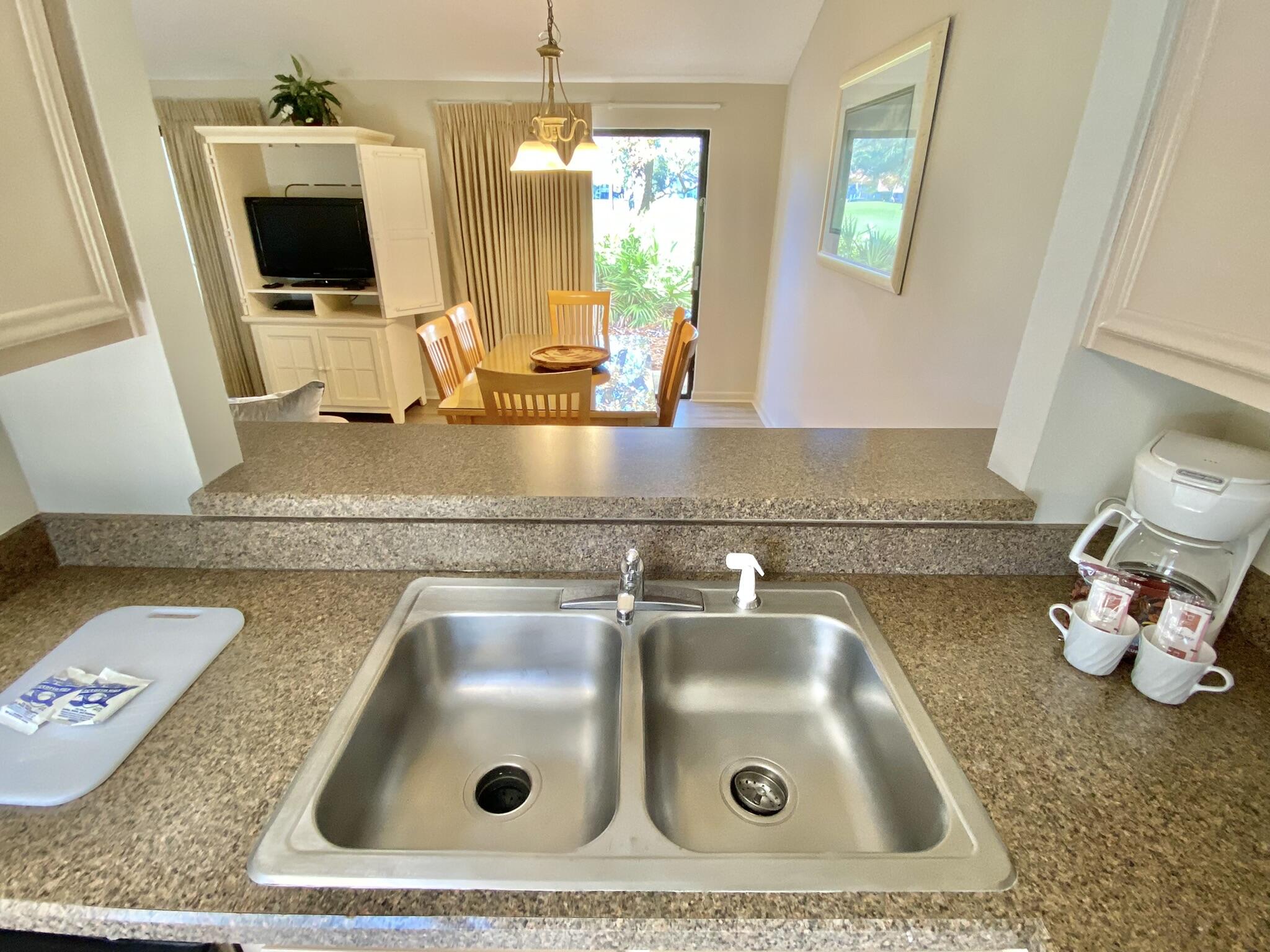 LINKSIDE VILLAGE UNIT 1 - Residential