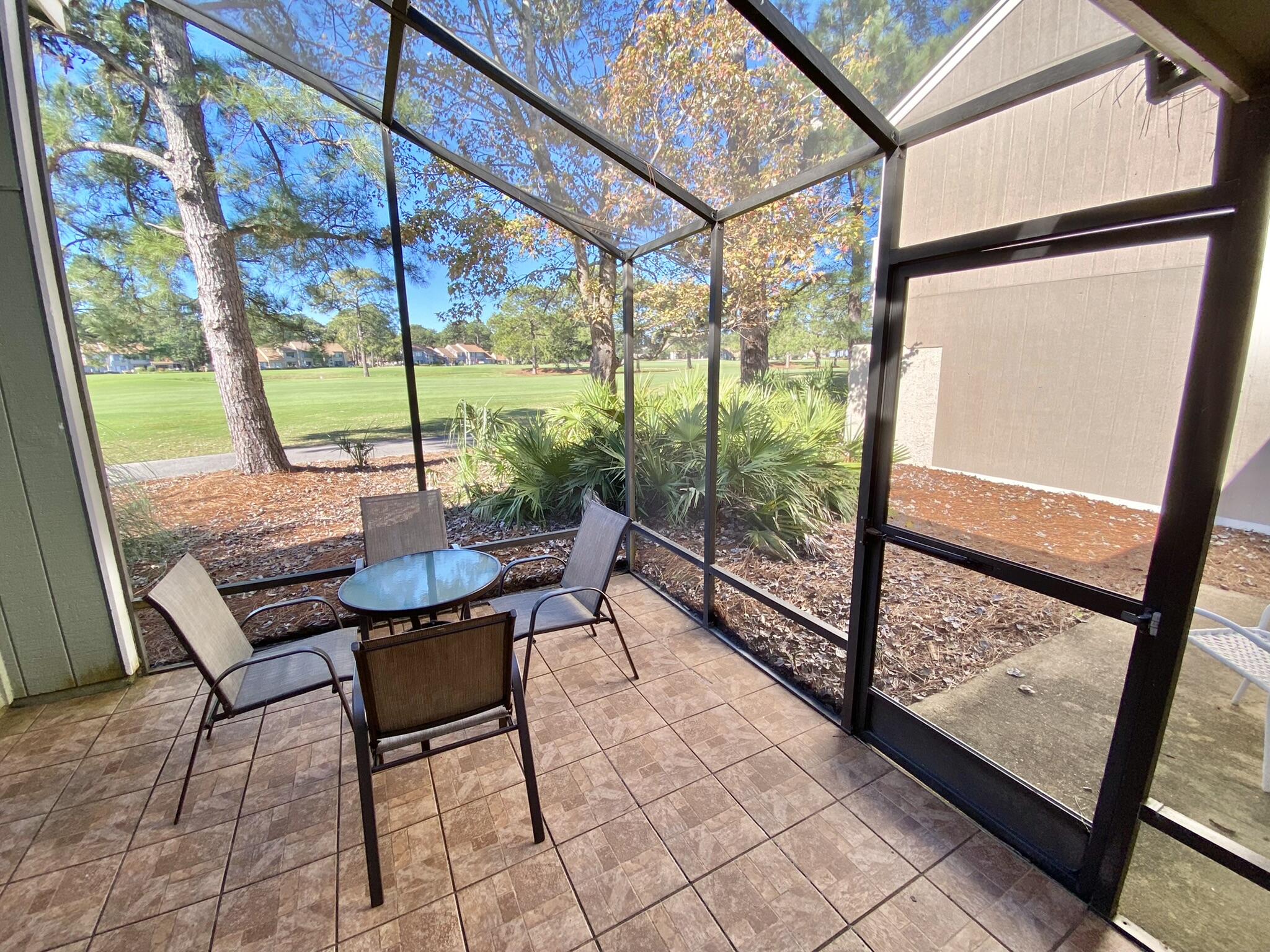 LINKSIDE VILLAGE UNIT 1 - Residential