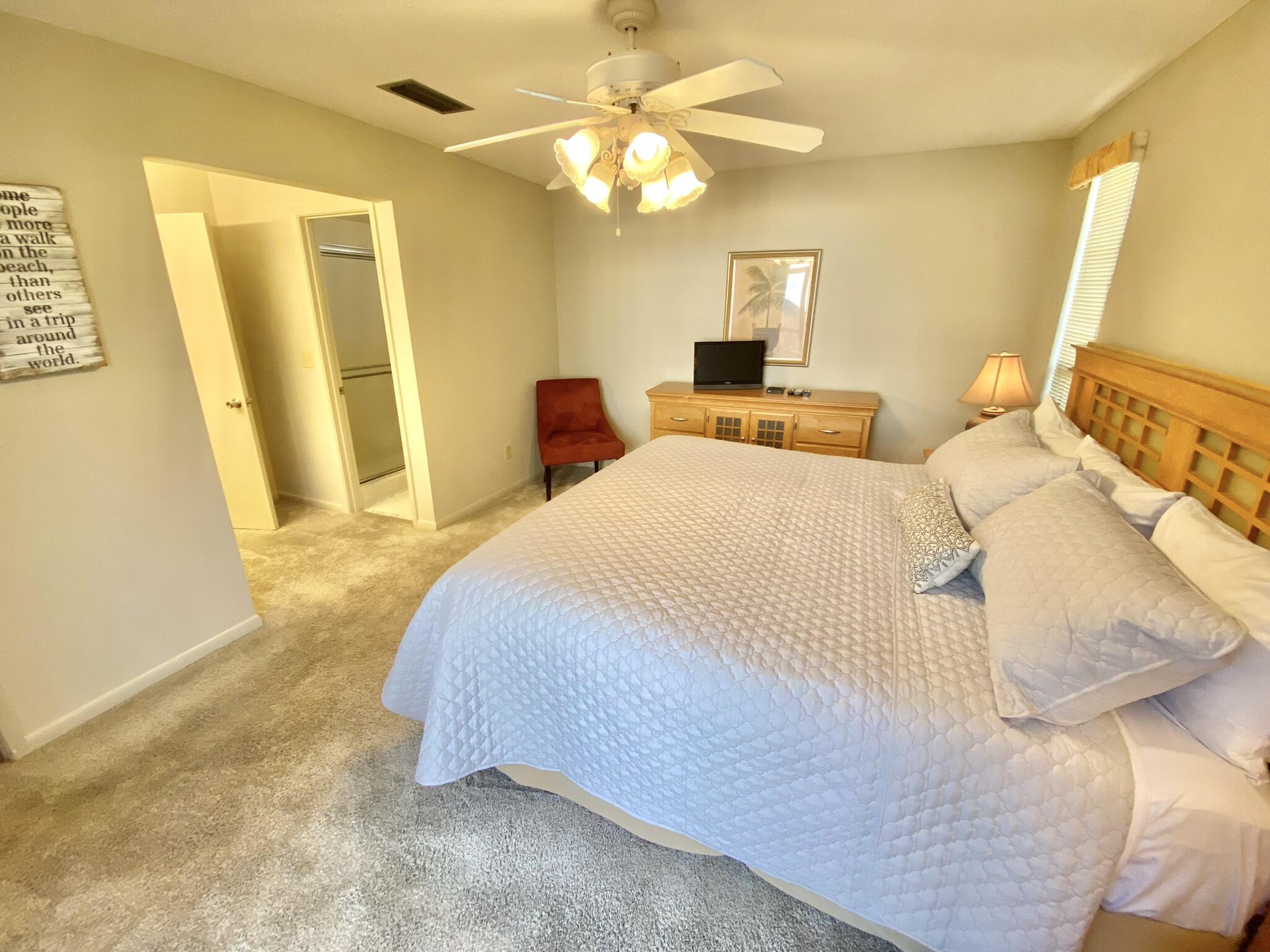 LINKSIDE VILLAGE UNIT 1 - Residential