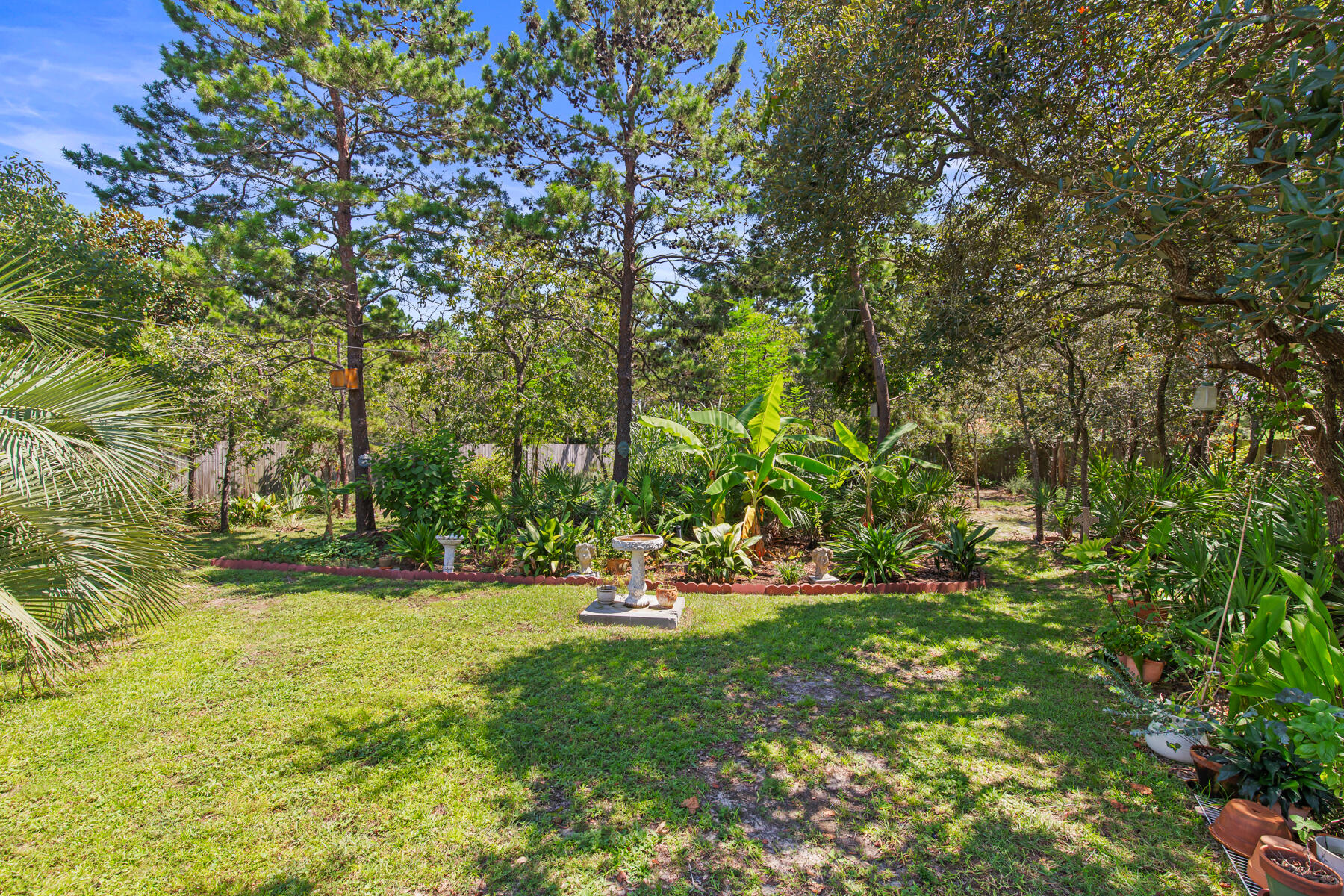NAVARRE 1ST ADDN - Residential