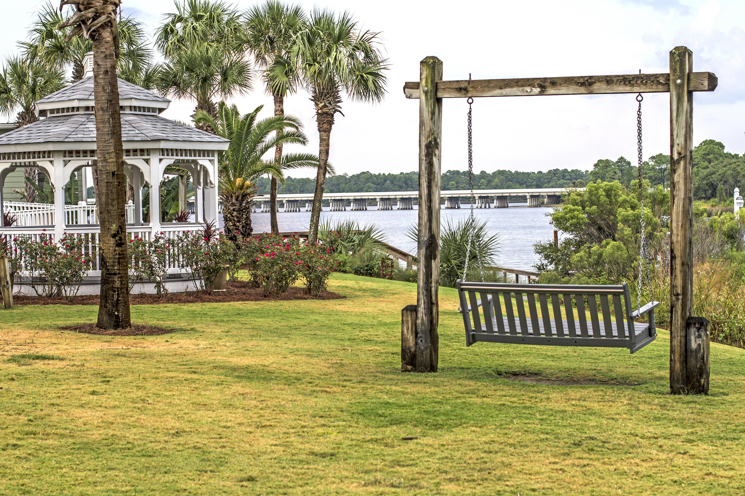 Pinnacle Port - Residential