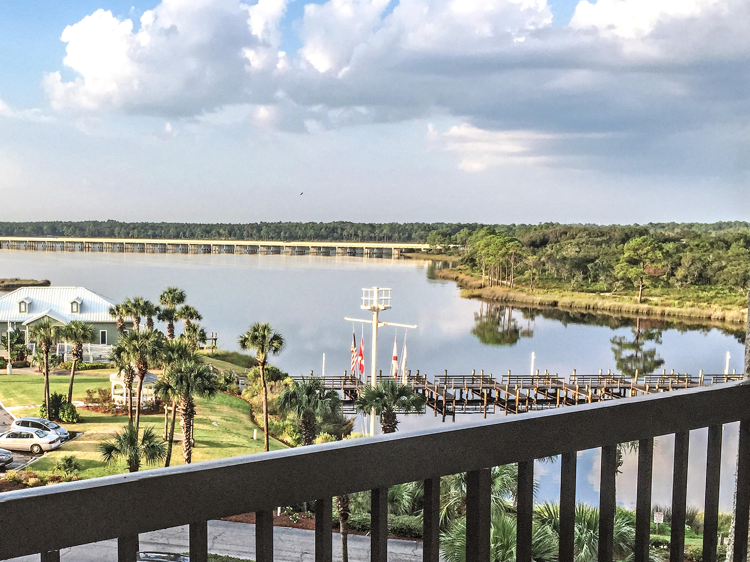 Pinnacle Port - Residential