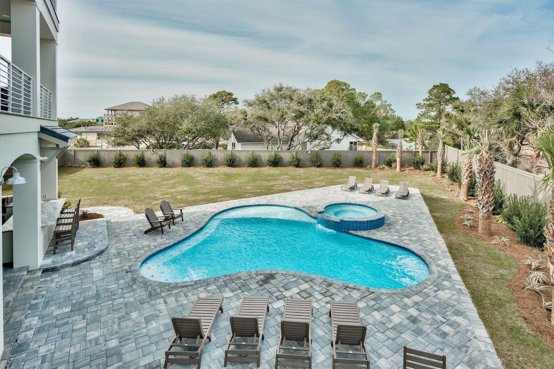 GULF PINES - Residential