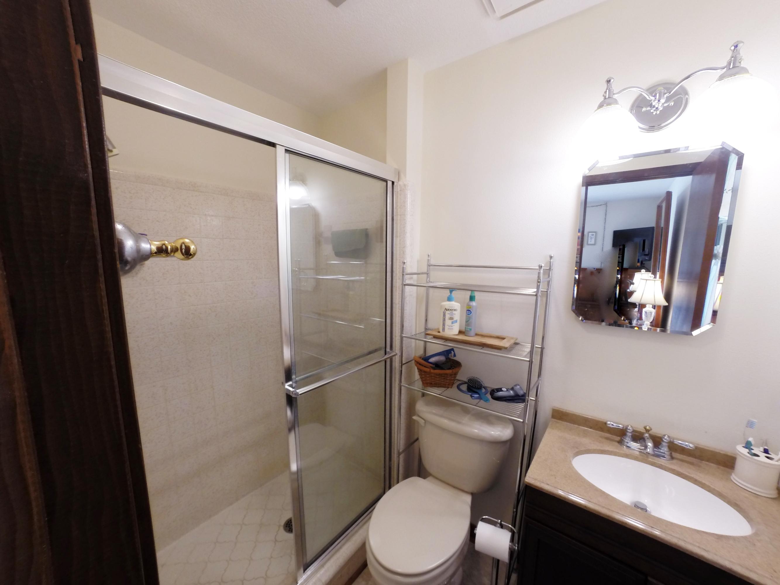 VALPARAISO P/C 6 LOTS 6 7 20 21 BLK 32 & PART VINE AVE ADJ SAID LOTS - Residential