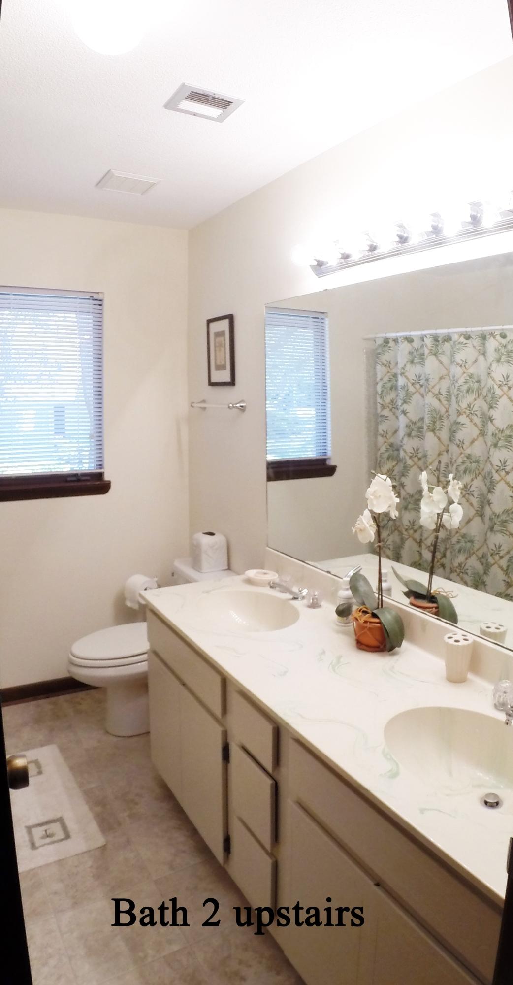 VALPARAISO P/C 6 LOTS 6 7 20 21 BLK 32 & PART VINE AVE ADJ SAID LOTS - Residential