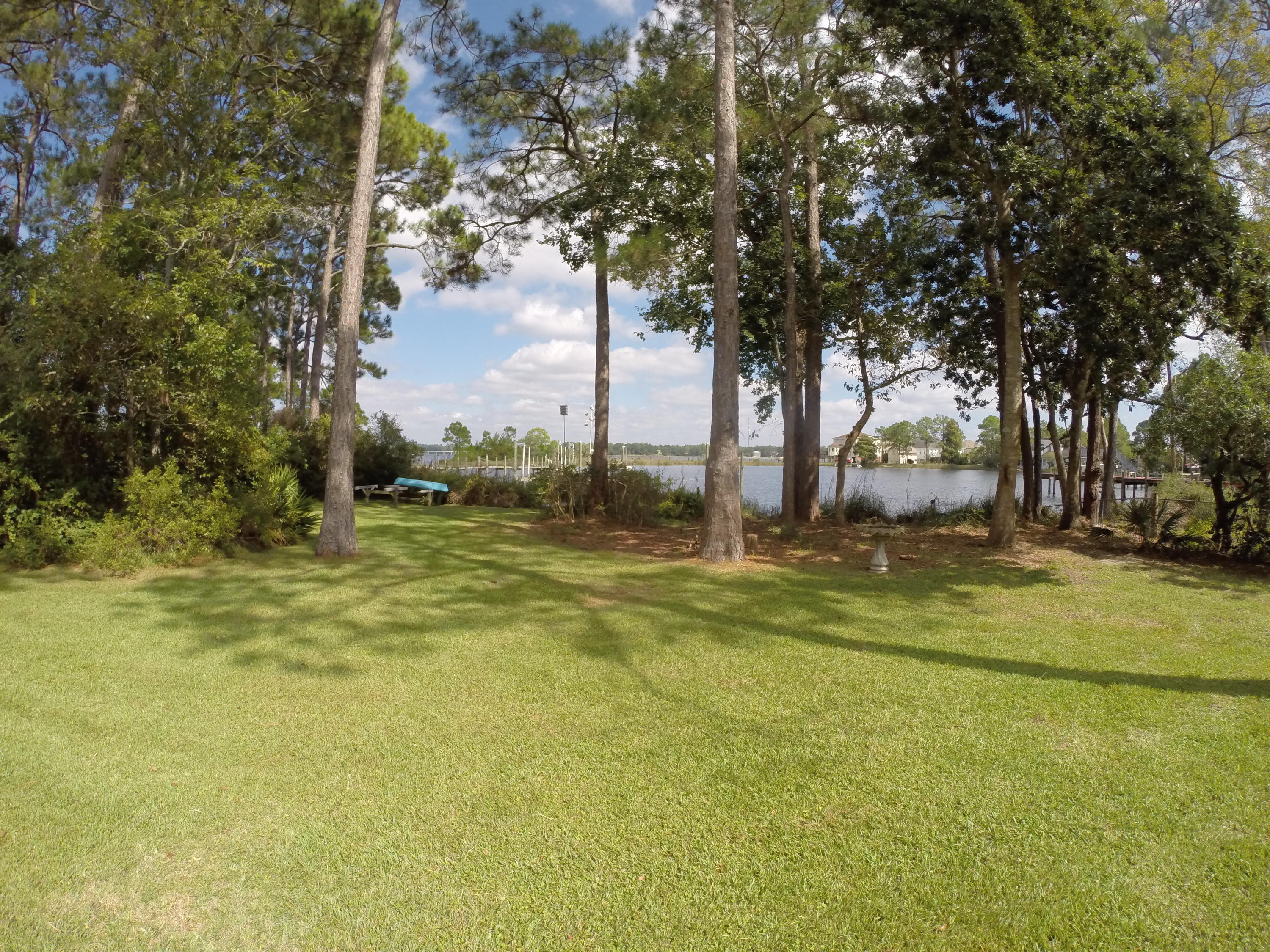 VALPARAISO P/C 6 LOTS 6 7 20 21 BLK 32 & PART VINE AVE ADJ SAID LOTS - Residential