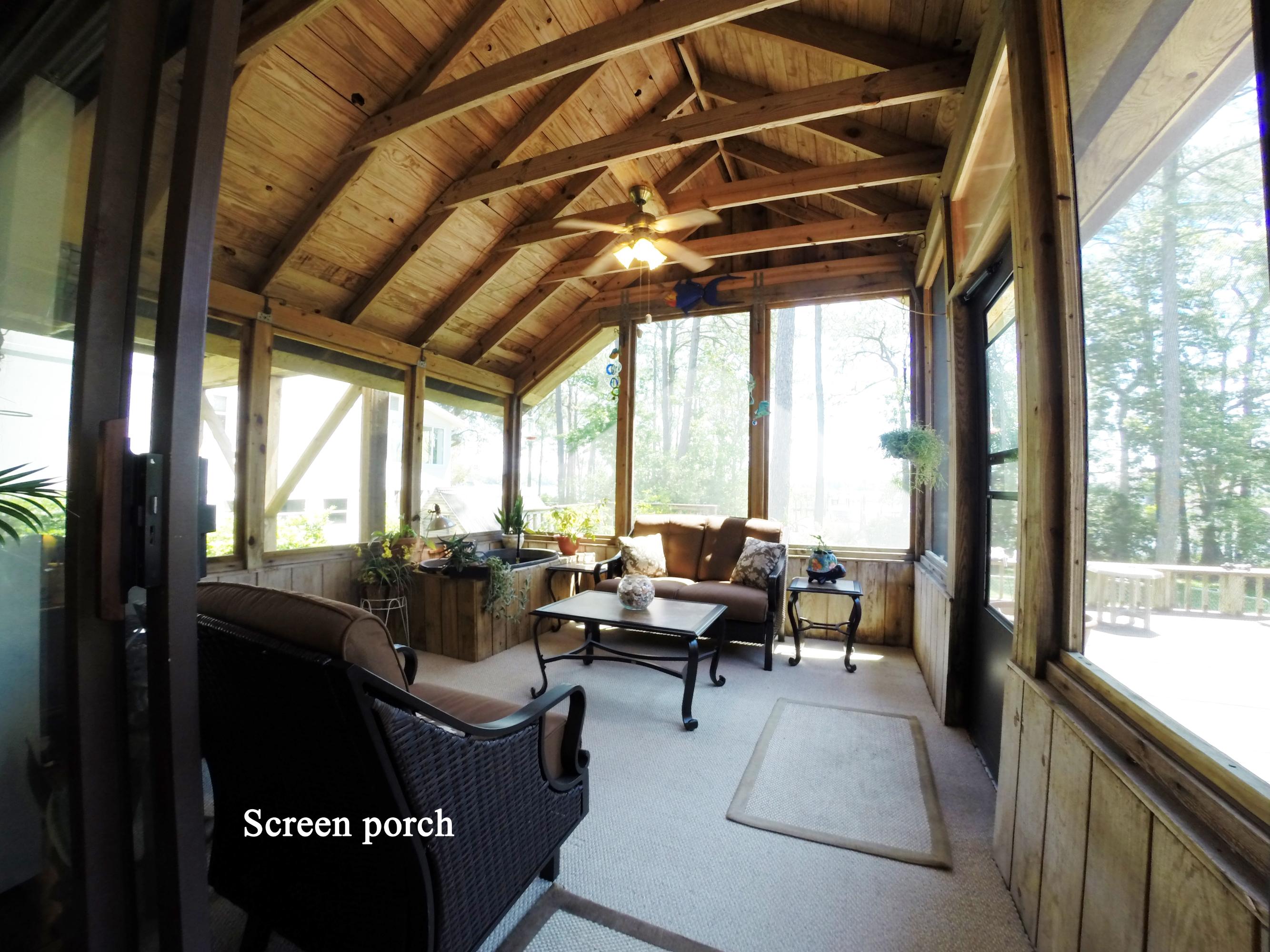 VALPARAISO P/C 6 LOTS 6 7 20 21 BLK 32 & PART VINE AVE ADJ SAID LOTS - Residential