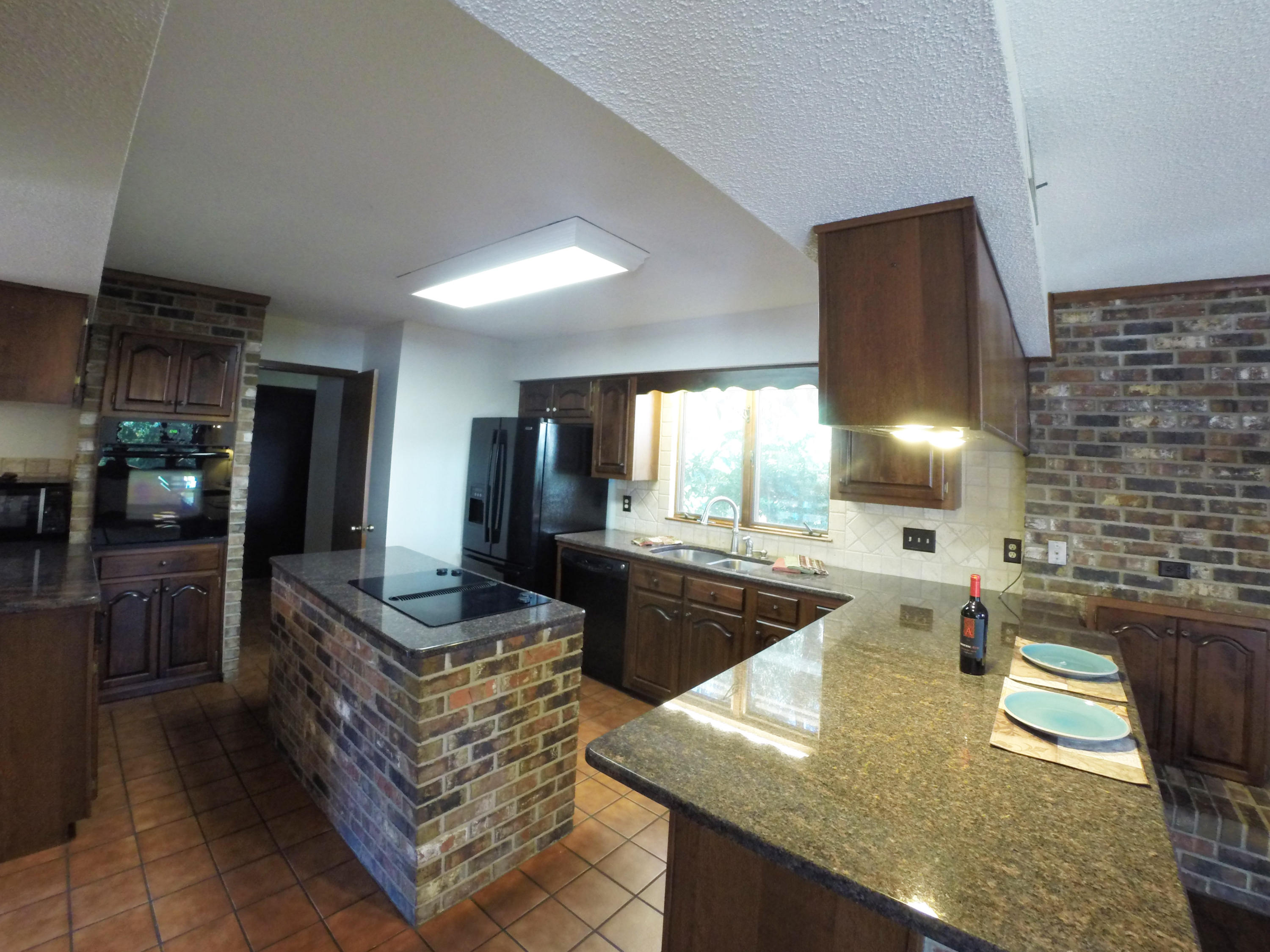 VALPARAISO P/C 6 LOTS 6 7 20 21 BLK 32 & PART VINE AVE ADJ SAID LOTS - Residential