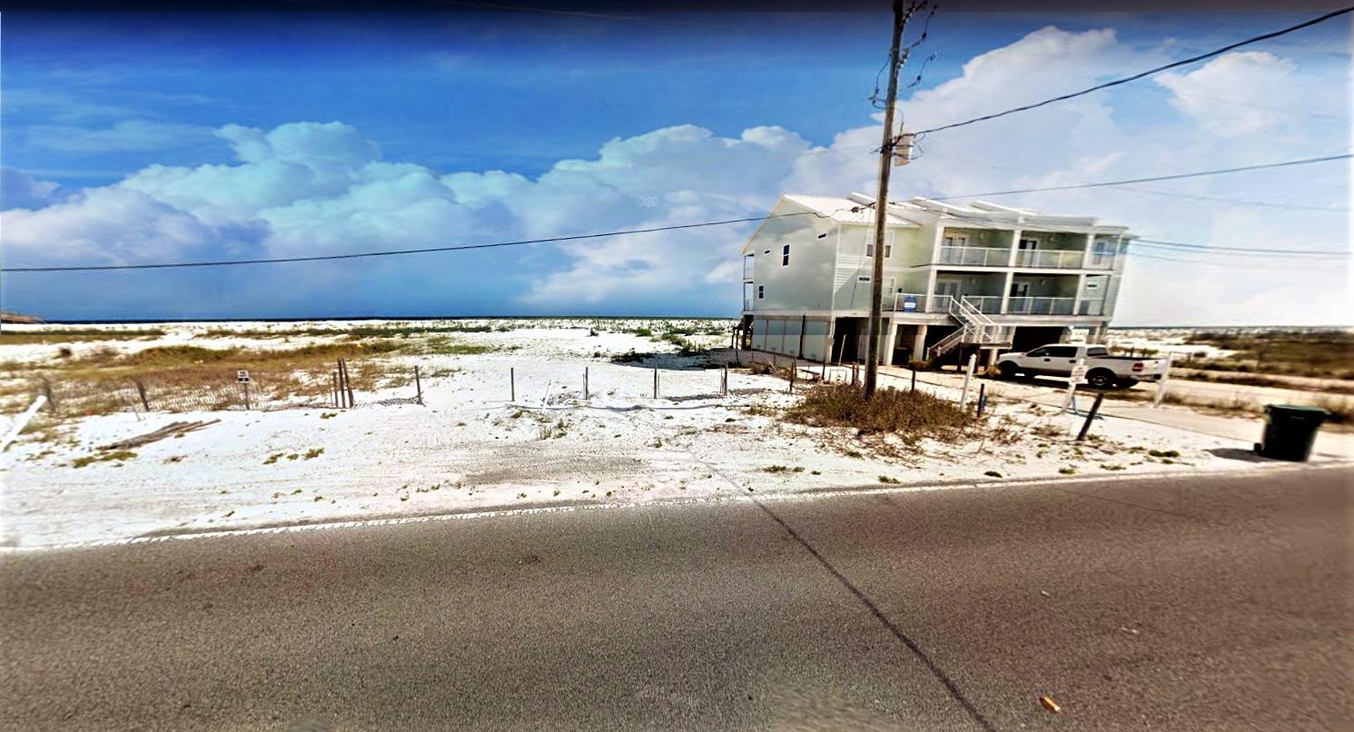Just over the bridge only 2 miles from the mainland, paradise awaits., Navarre Beach on Santa Rosa Island feels like a world away. Close proximity to all modern needs yet an amazing sense of 'getting away' .Time spent on this pristine sugar white beach with emerald coast waters will change your life. A new fishing pier and marine park are just steps away, not to mention food, drink, activities, concerts, the butterfly pavilion, and more are at your new door. Lots are going quickly and with so few available now is the time to build you dream home and be a part of 'Florida's Best Kept Secret'.