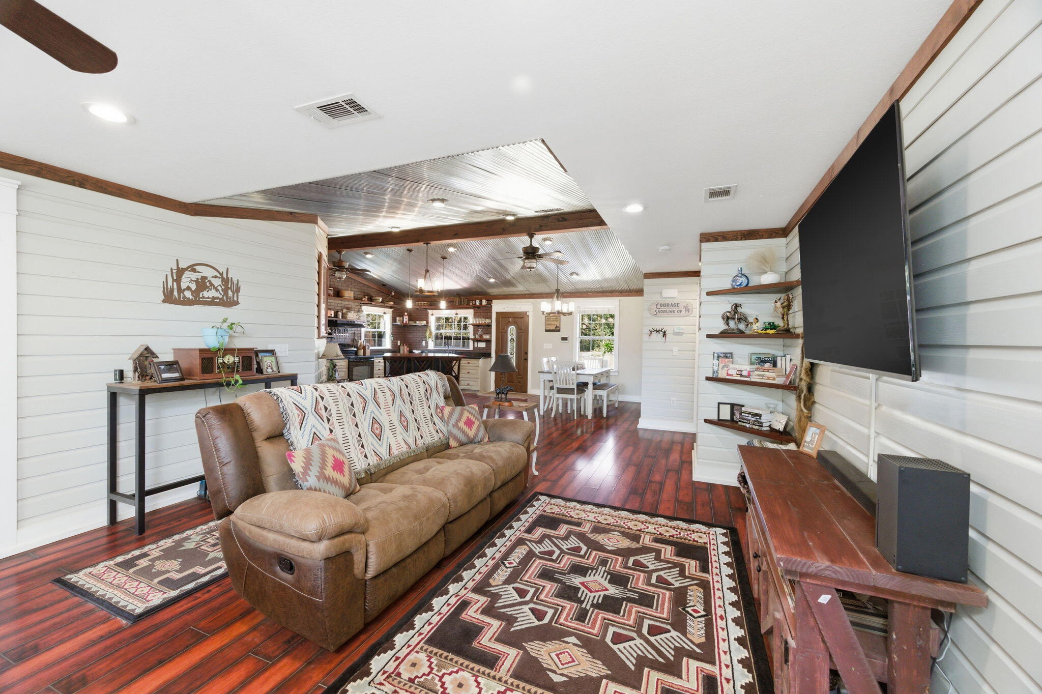 OAKDALE M/F N95 FT OF W1/2 LOT 4 BLK 3 - Residential