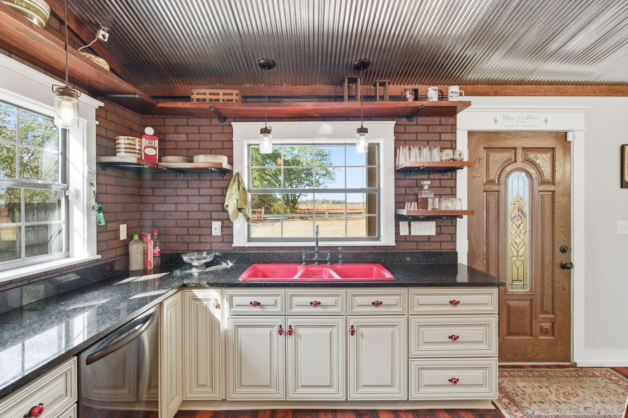 OAKDALE M/F N95 FT OF W1/2 LOT 4 BLK 3 - Residential