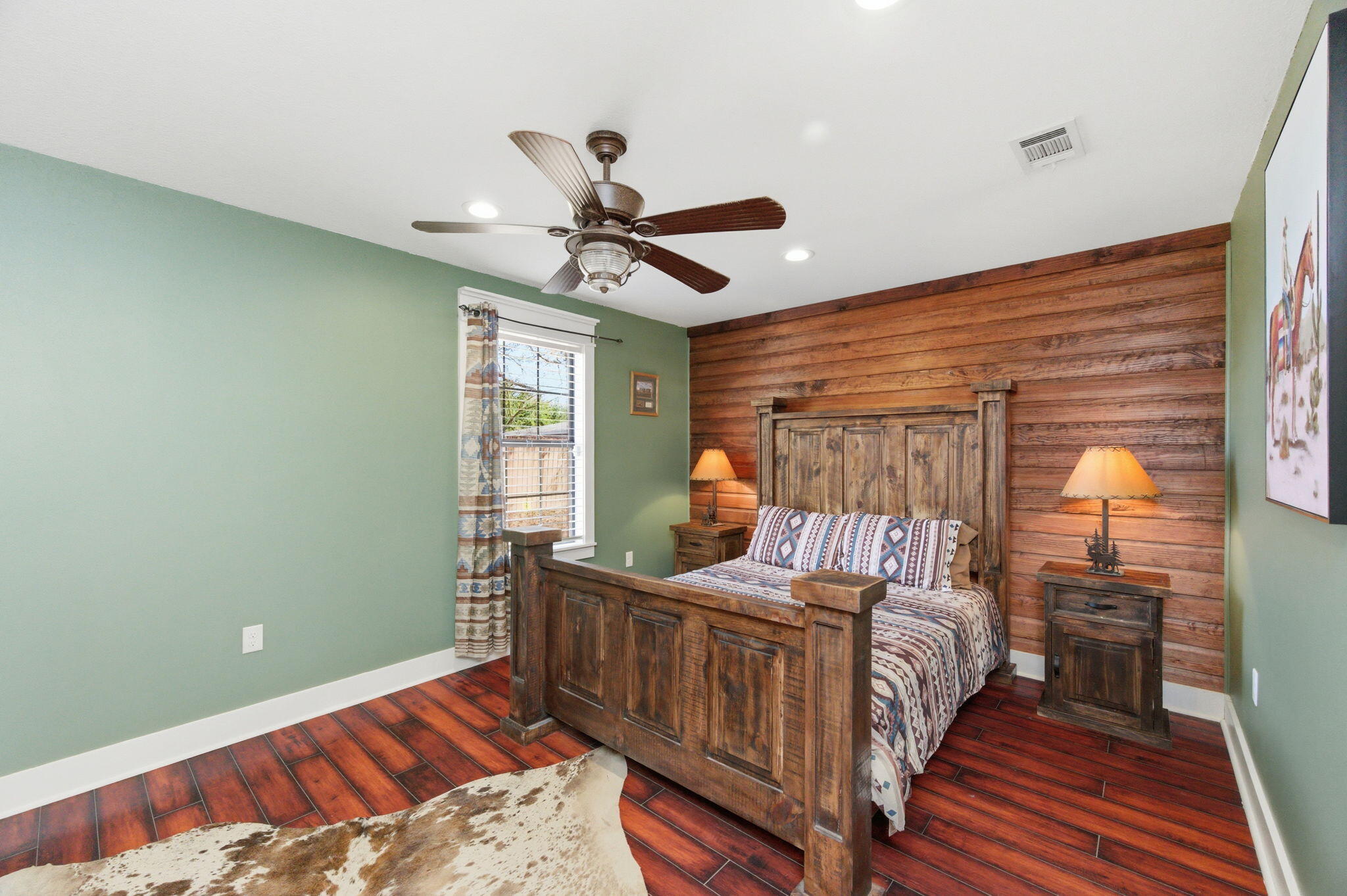 OAKDALE M/F N95 FT OF W1/2 LOT 4 BLK 3 - Residential