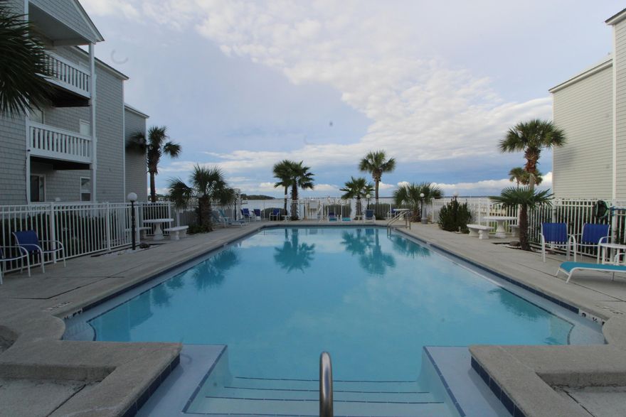 THE HERMITAGE IS A VERY POPULAR WATER FRONT CONDOMINIUM COMPLEX LOCATED ON THE CHOCTAWHATCHEE BAY AND DIRECTLY ACROSS THE STREET FROM PUBLIC BEACHES OF THE GULF OF MEXICO. THIS TWO BEDROOM TWO BATH UNIT IS UNFURNISHED AND MOVE IN READY. THE KITCHEN AND LIVING AREA HAVE LAMINATE FLOORING AND THE BEDROOMS AND BATHS ARE TILED. YOU'LL ENJOY THE COMMUNITY POOL AND PIER.