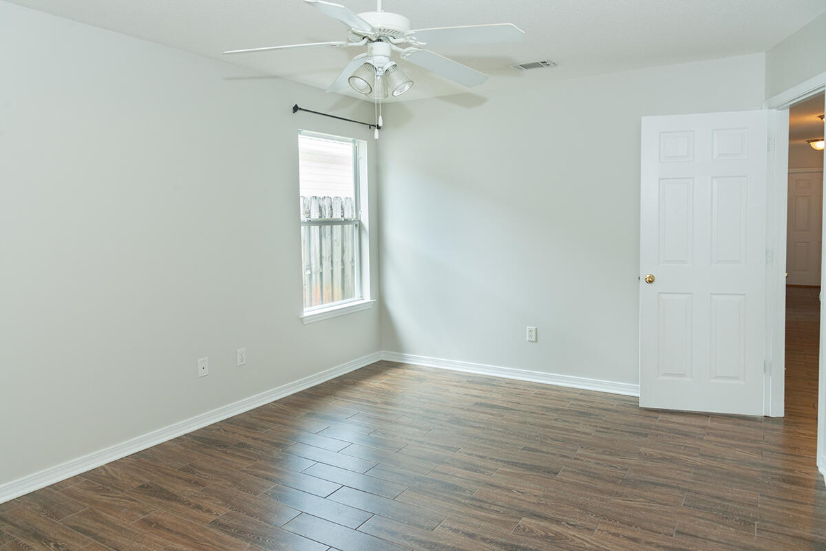 SHALIMAR COTTAGES - Residential Lease