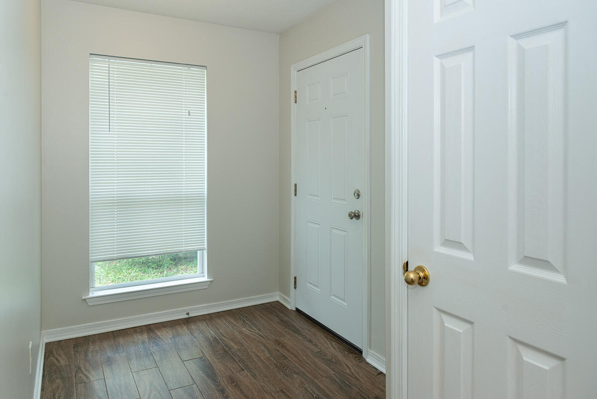 SHALIMAR COTTAGES - Residential Lease