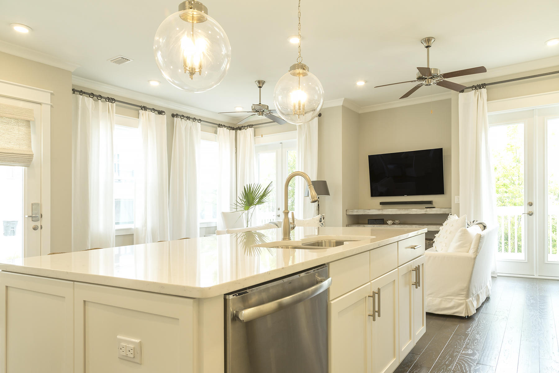 PROMINENCE - Residential