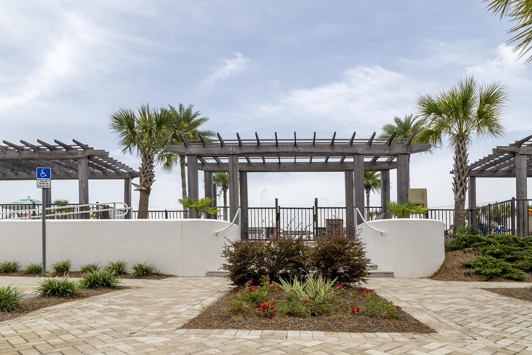 PROMINENCE - Residential