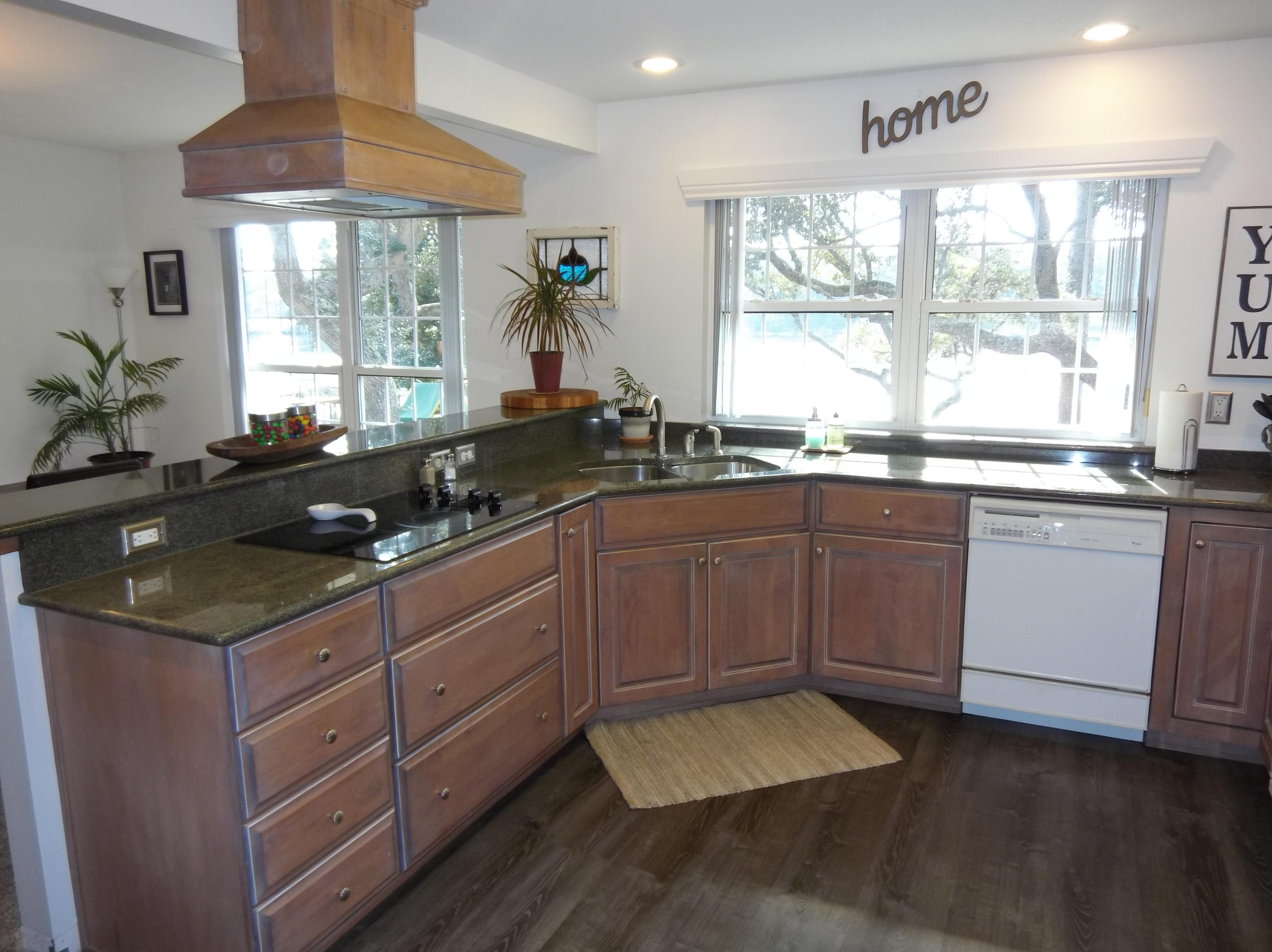 SUNSET BEACH - Residential