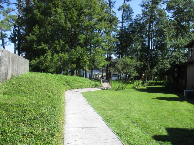HIDDEN COVE T/H - Residential Lease