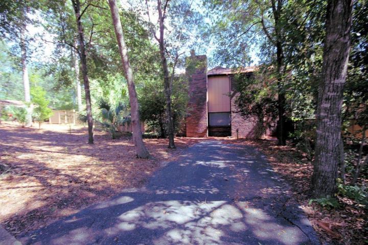 HIDDEN COVE T/H - Residential Lease