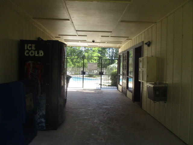 HIDDEN COVE T/H - Residential Lease