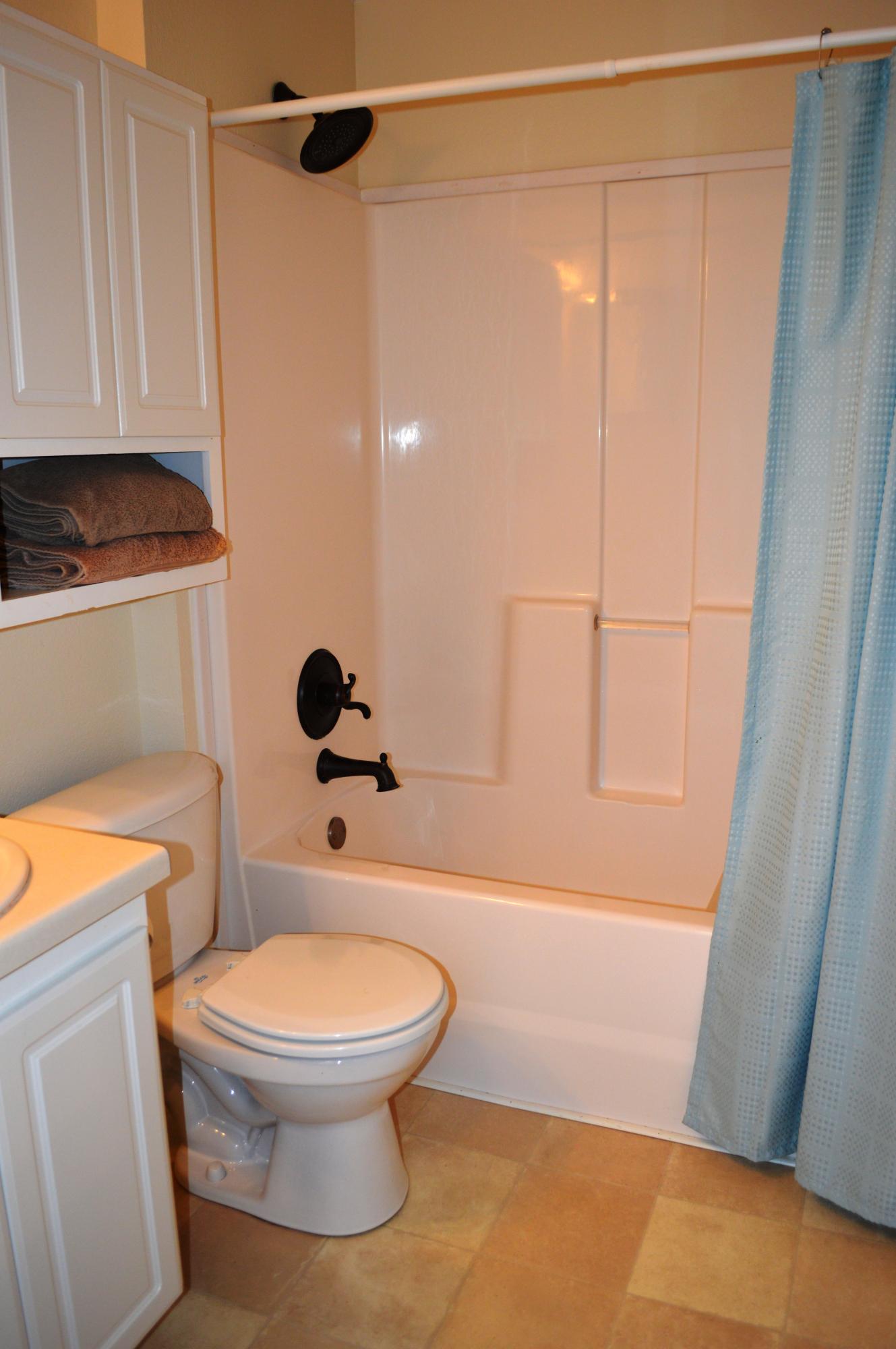 LAUREL HILL - Residential Lease