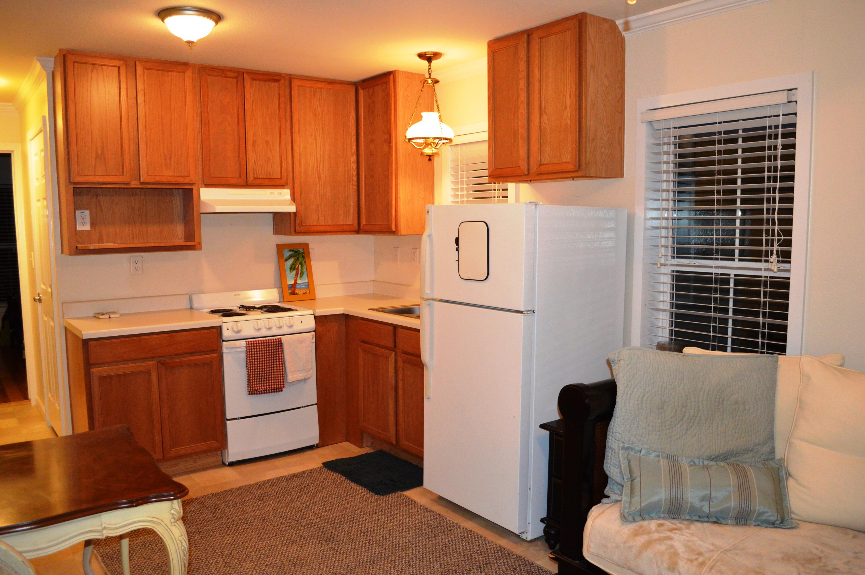 LAUREL HILL - Residential Lease