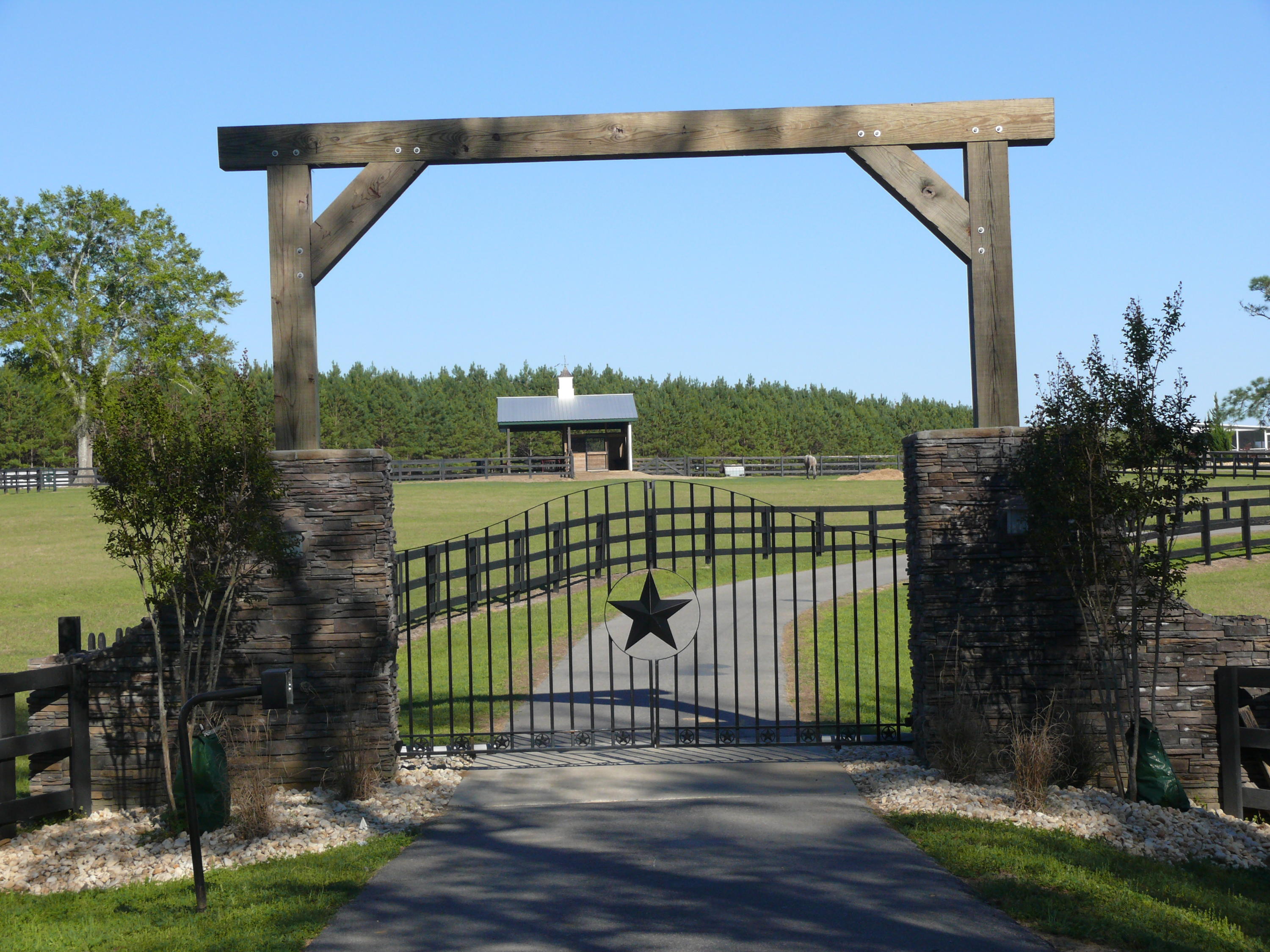 LAUREL HILL - Residential Lease