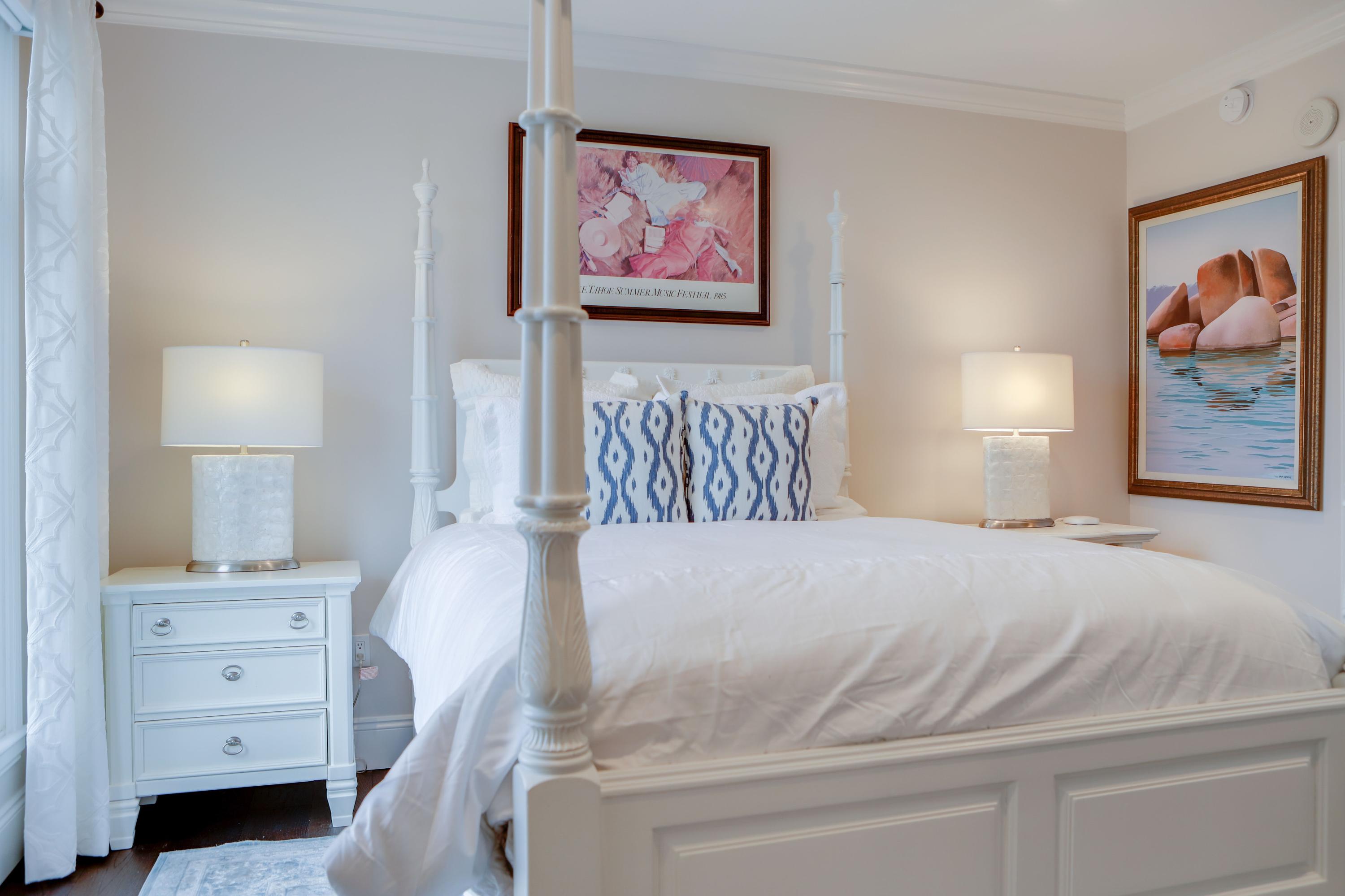 ONE WATER PLACE AT KELLY PLANTATION - Residential