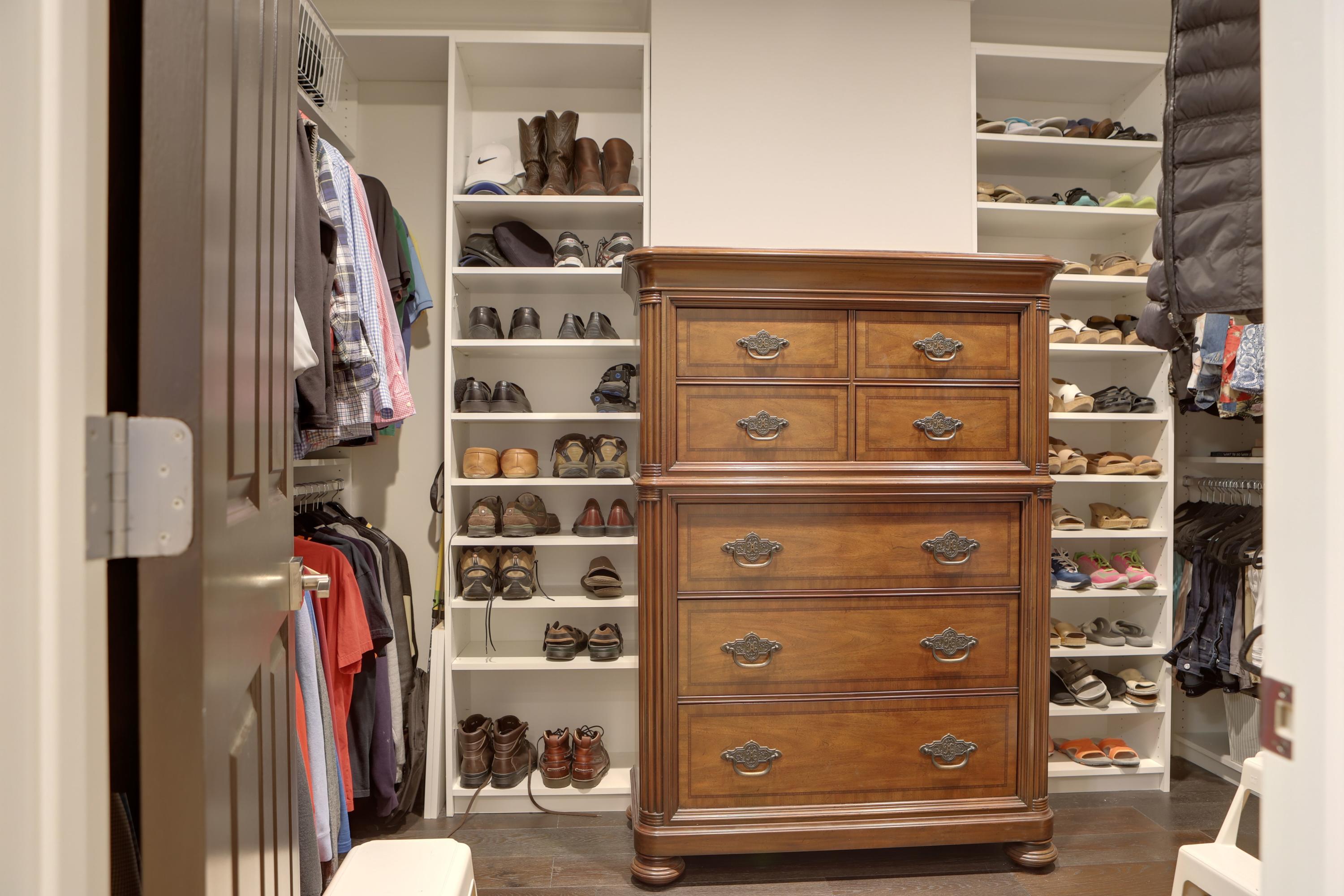 ONE WATER PLACE AT KELLY PLANTATION - Residential