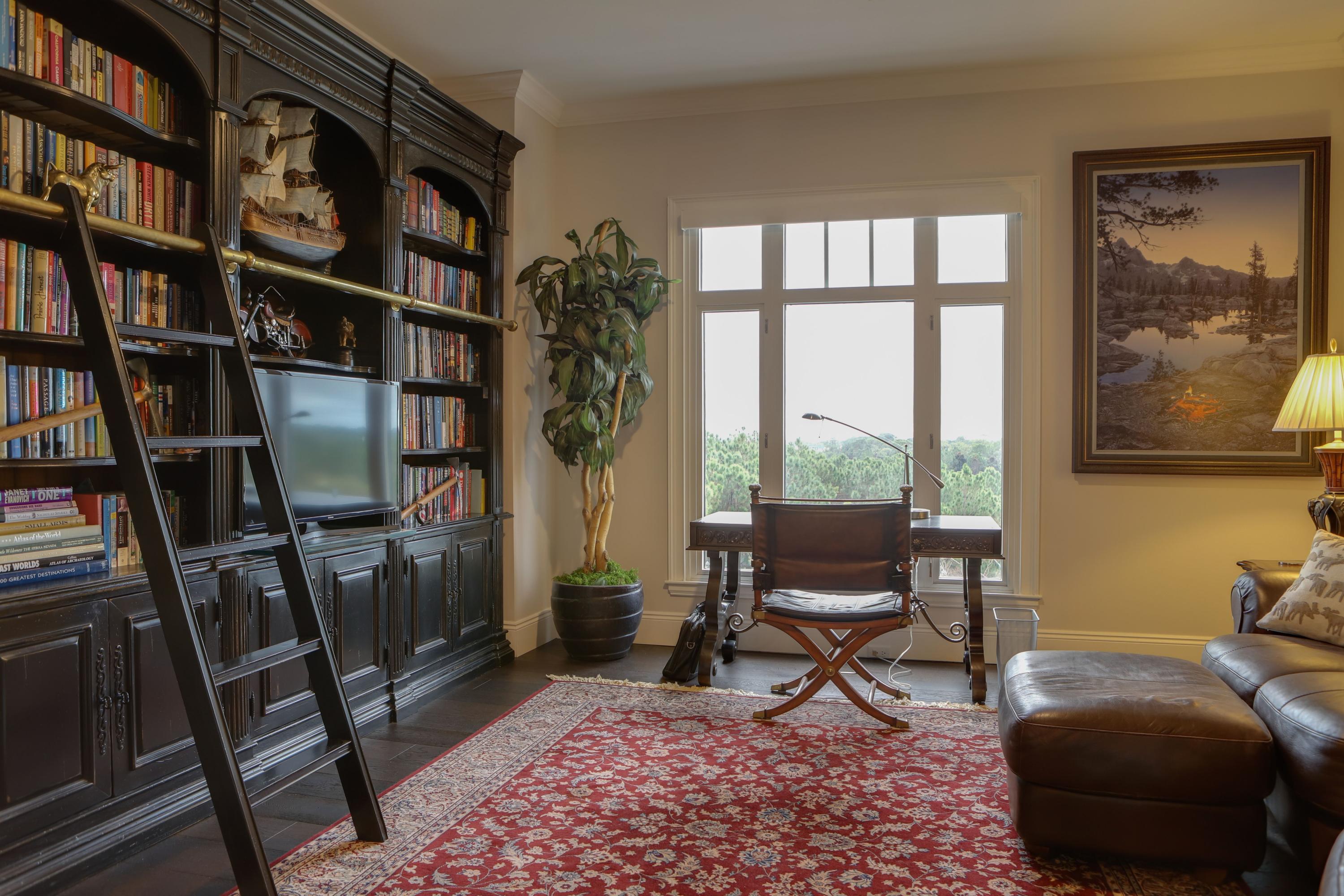 ONE WATER PLACE AT KELLY PLANTATION - Residential