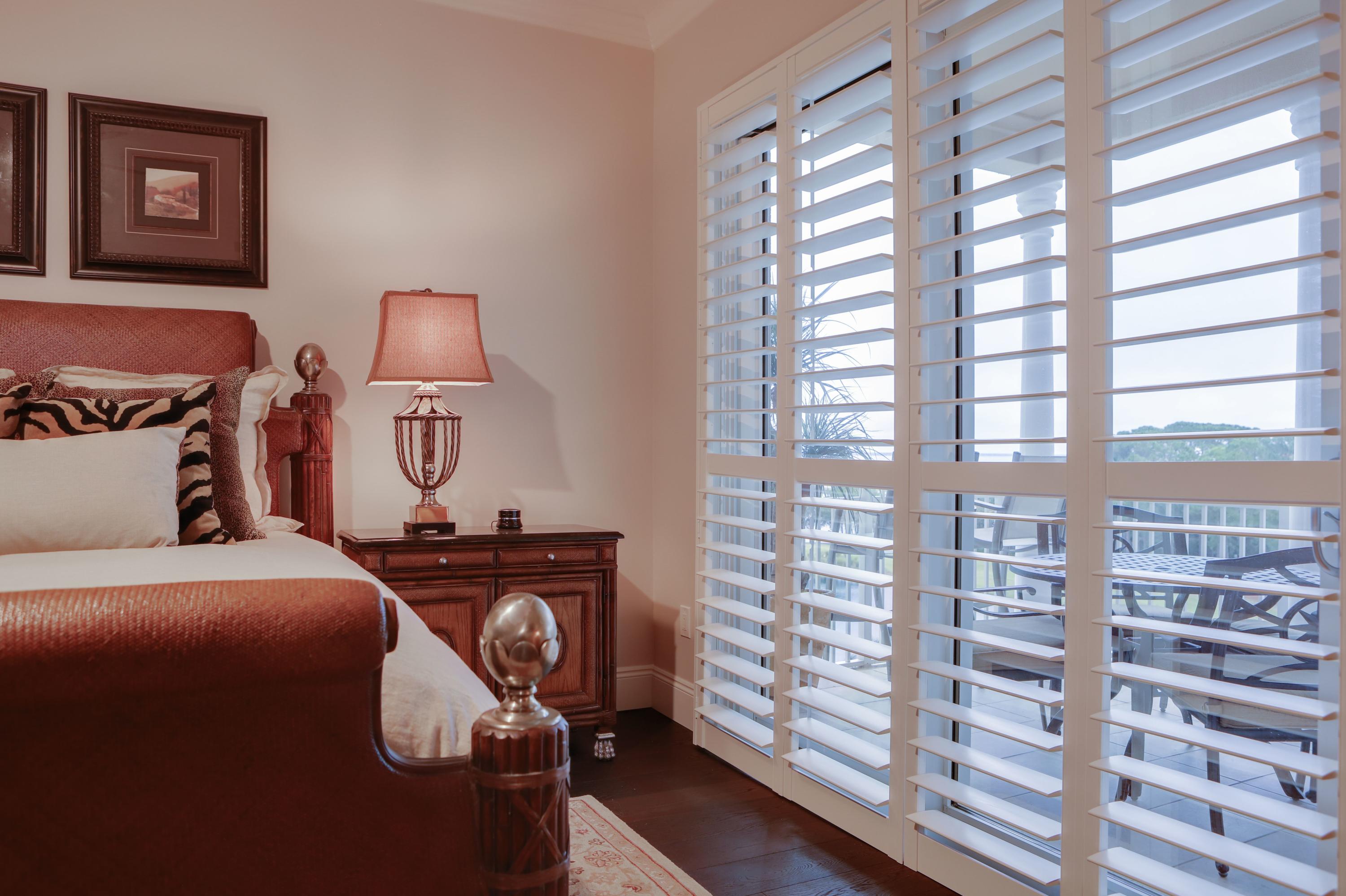 ONE WATER PLACE AT KELLY PLANTATION - Residential