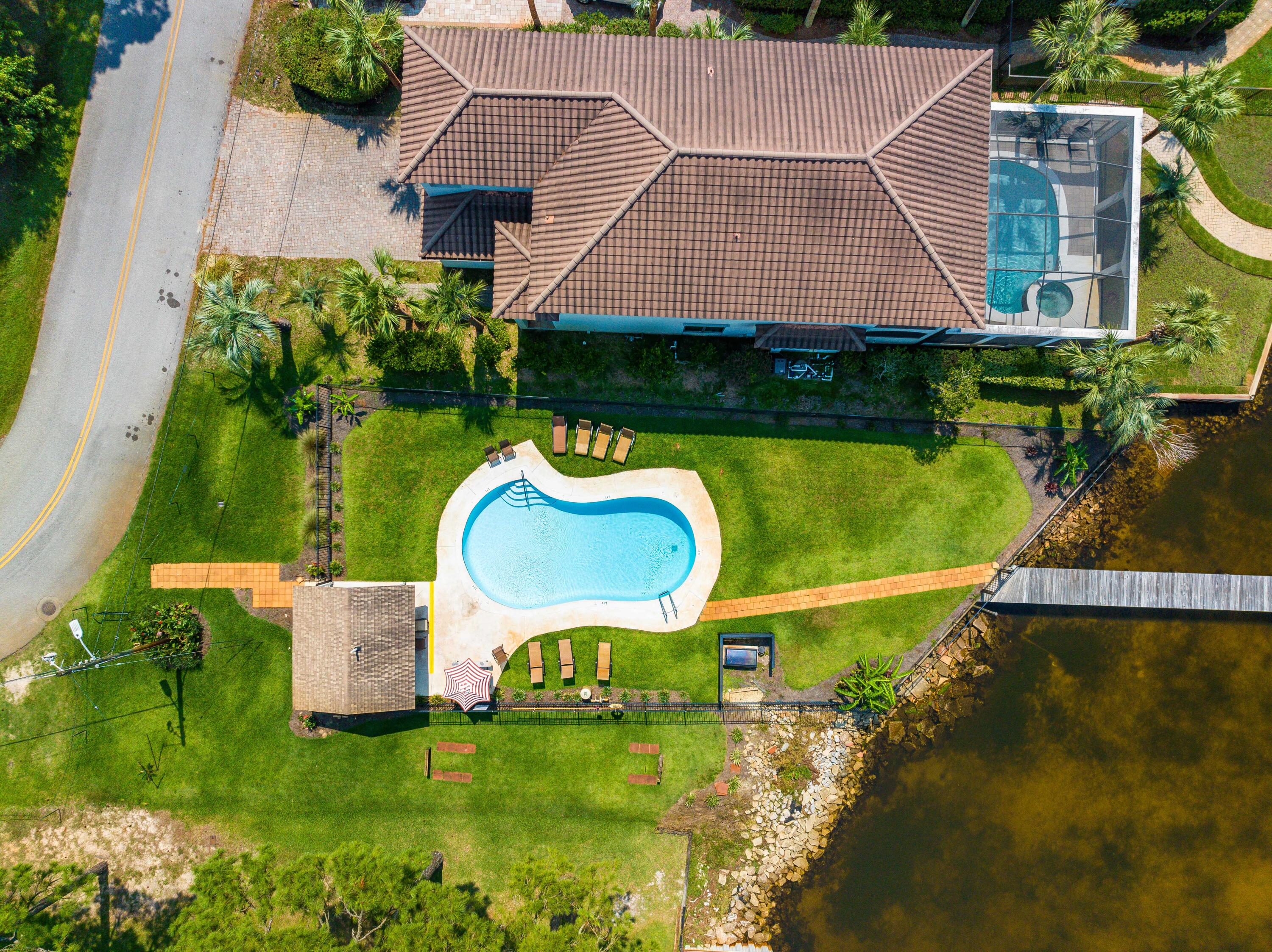 BAY BRIDGE LANDING - Residential