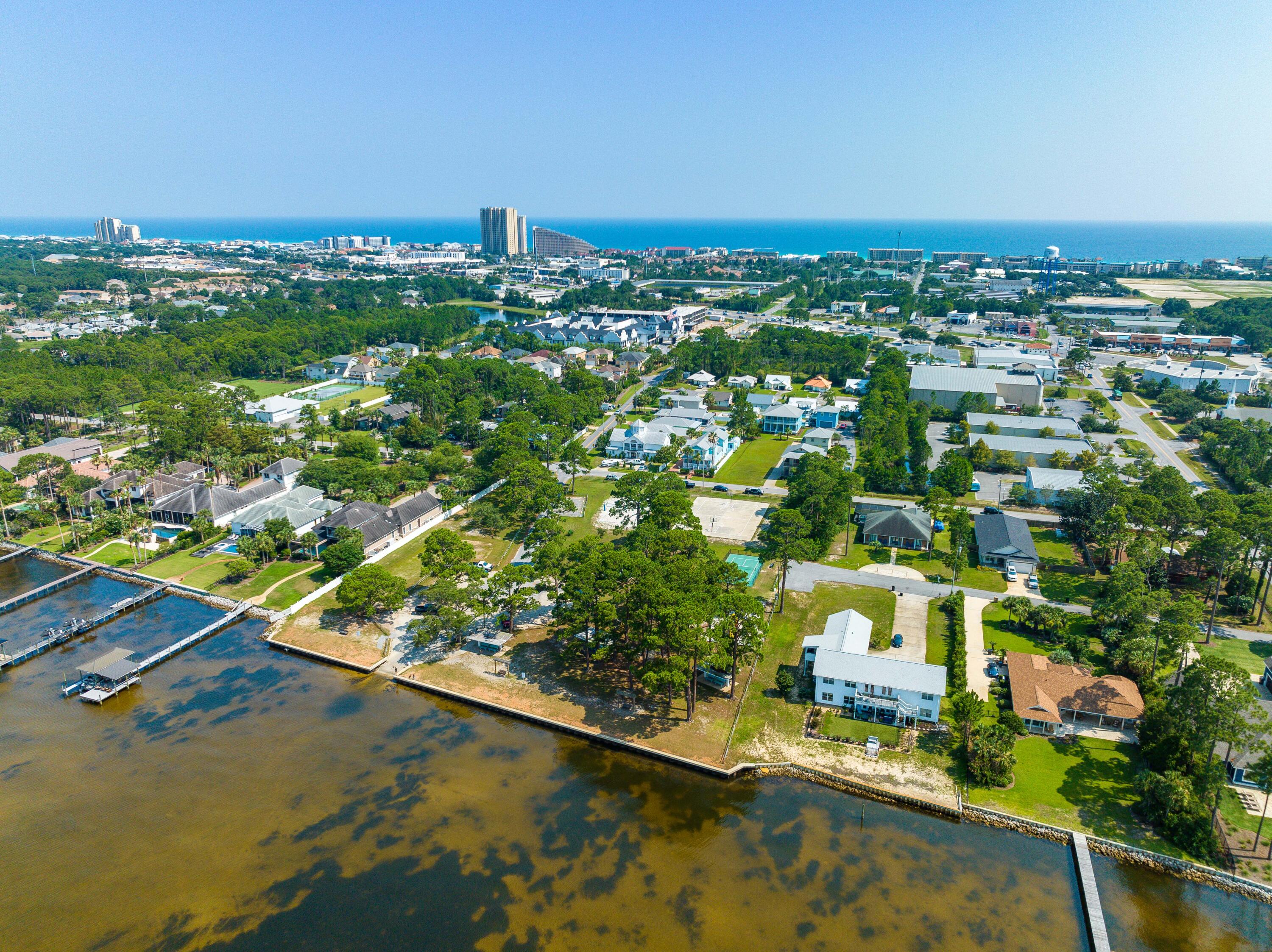 BAY BRIDGE LANDING - Residential