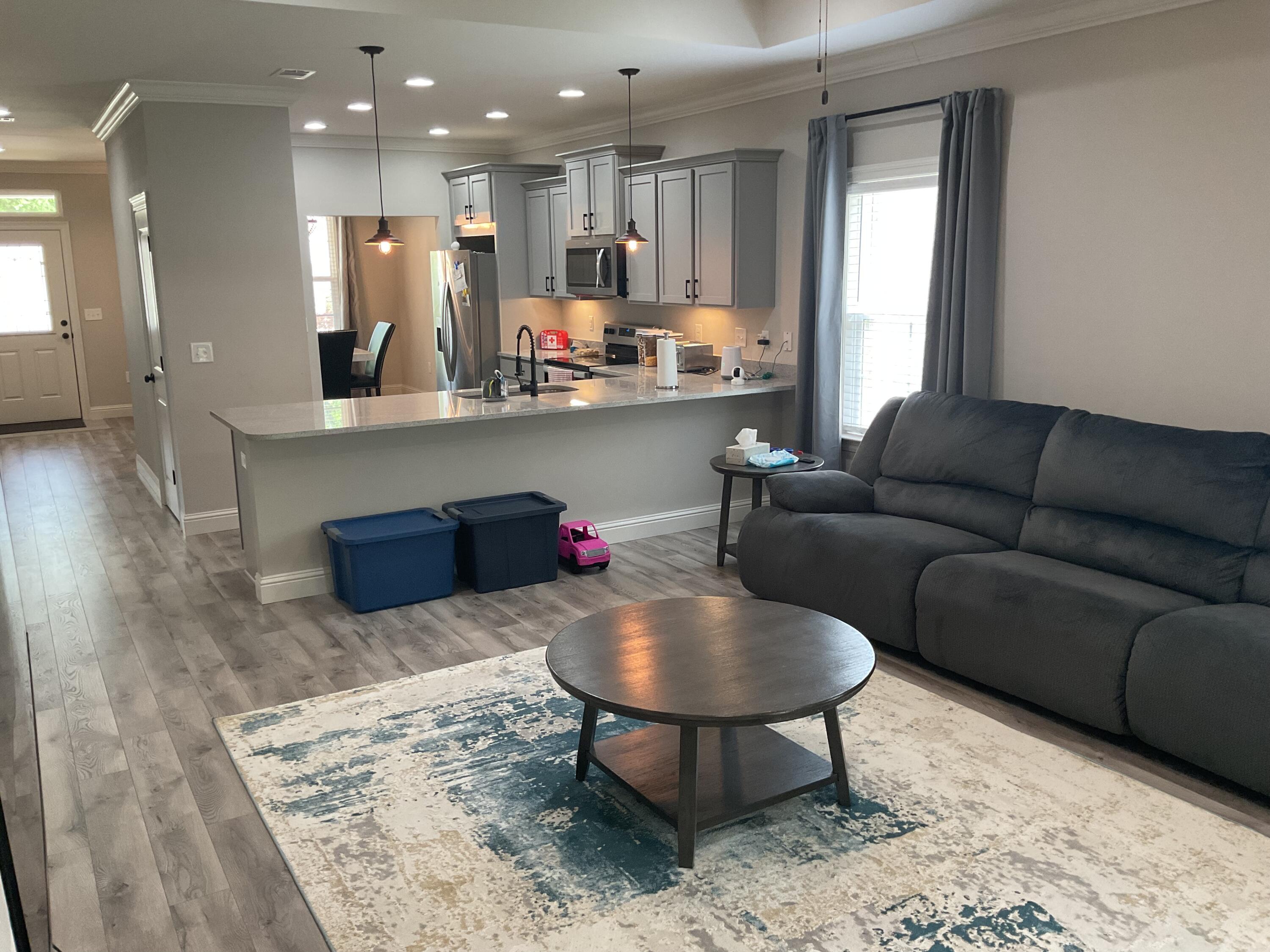 NICEVILLE HEIGHTS ADDN - Residential Lease