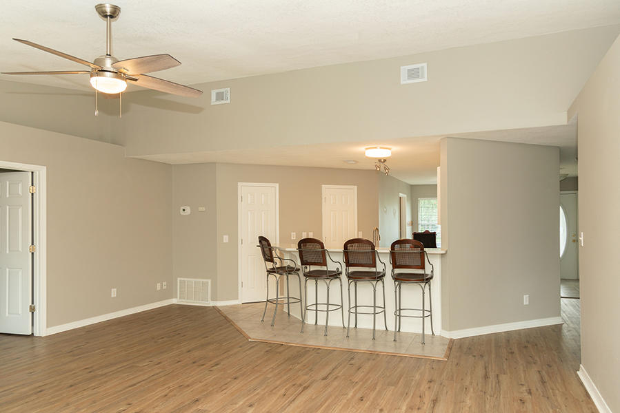 BISCAYNE POINTE/PINE RANCH - Residential